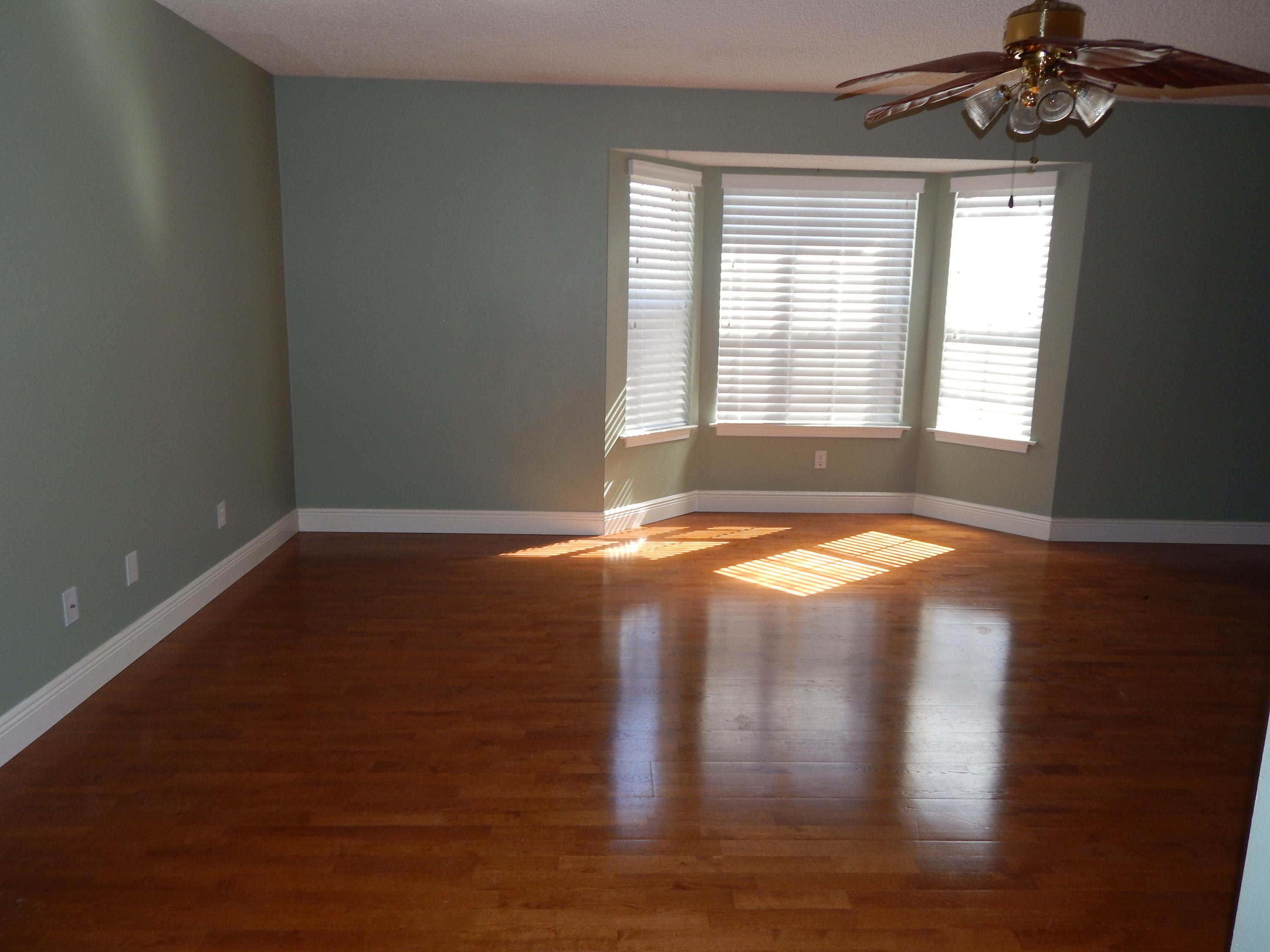 EAST BAY RIVER ESTATES 1ST ADDN - Residential