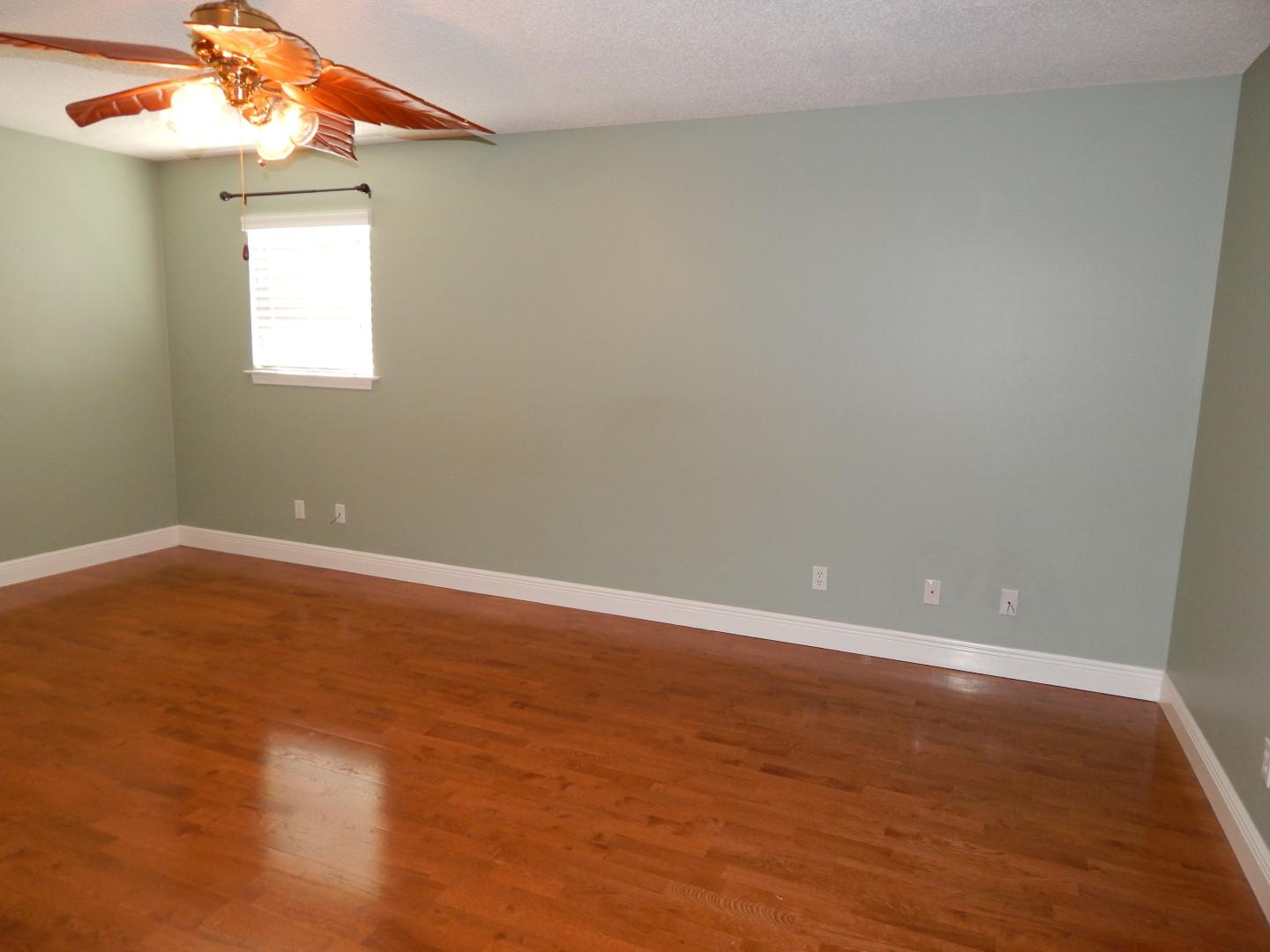 EAST BAY RIVER ESTATES 1ST ADDN - Residential