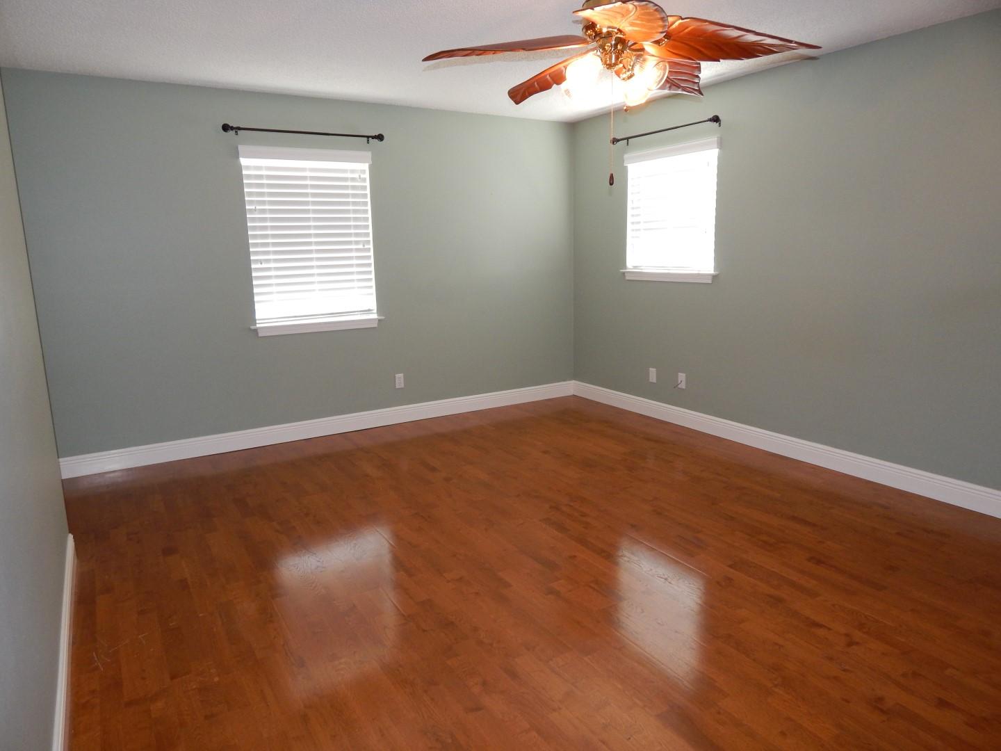 EAST BAY RIVER ESTATES 1ST ADDN - Residential