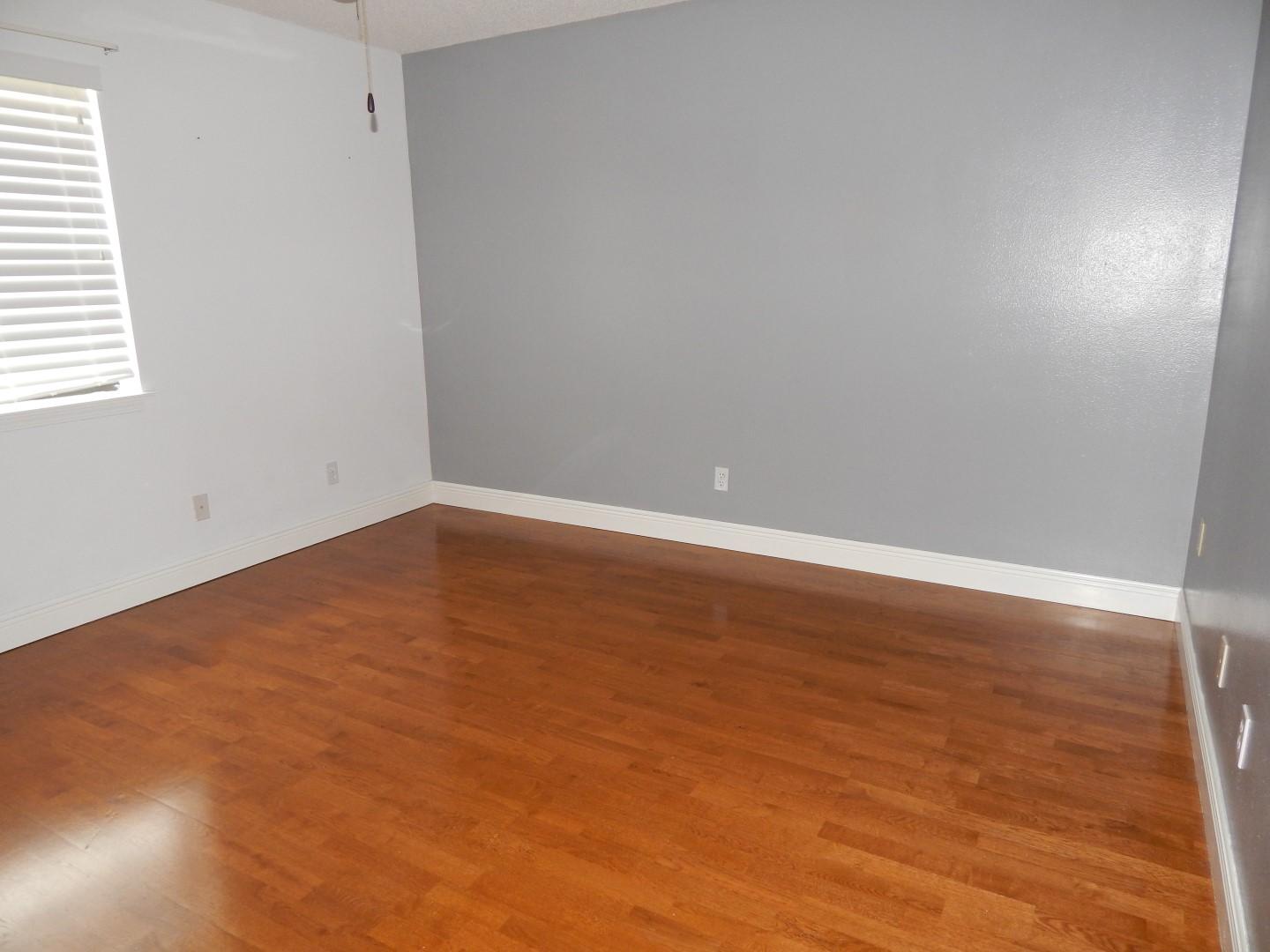 EAST BAY RIVER ESTATES 1ST ADDN - Residential