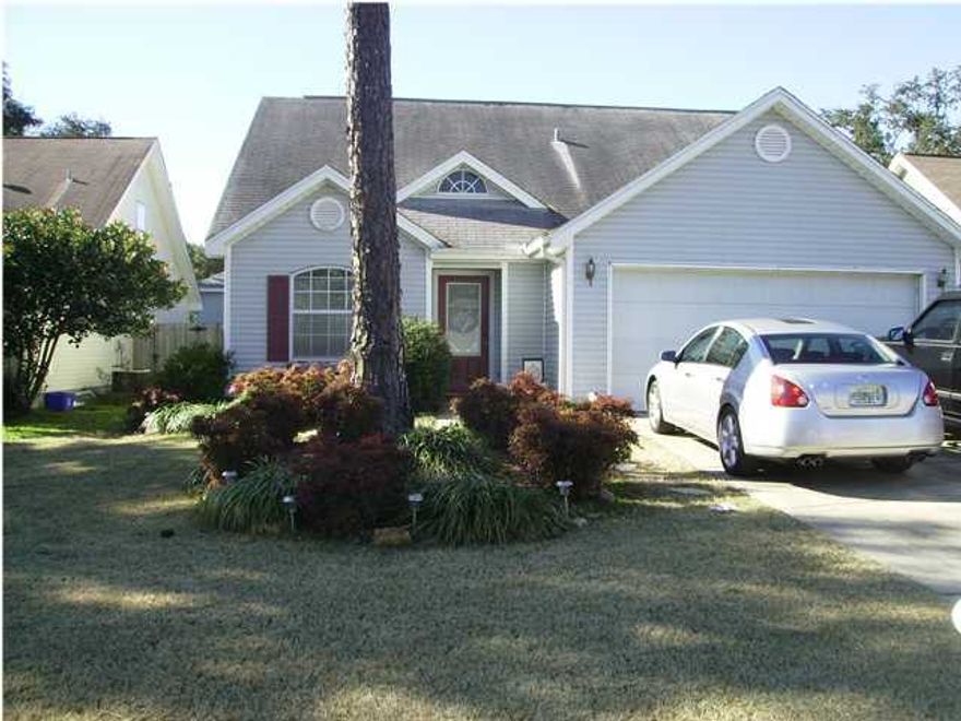 Spacious home located on a cul-de-sac in the heart of Niceville. Home boasts a large eat in kitchen, separate dining room and vaulted ceiling in the family room with a gas fireplace. The large master suite is located on the ground floor and features a garden tub and separate shower. Upstairs offers a loft with 2 bedrooms and full bath. Other features include tile floors in all wet areas and a nice sized fenced back yard. Outbuilding conveys AS IS. -- Buyer responsible for verifying all lot/room dimensions prior to offering.