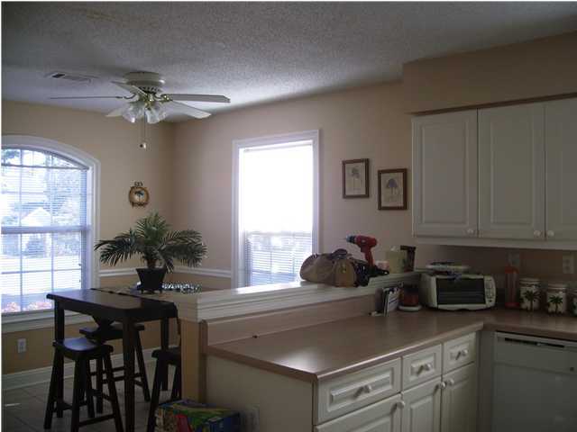 GLENWOOD CRT - Residential