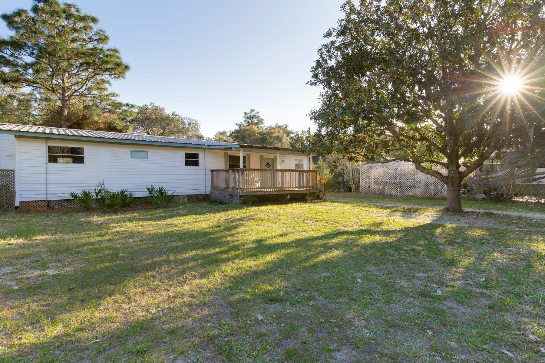 COUNTRY CLUB ESTATES - Residential