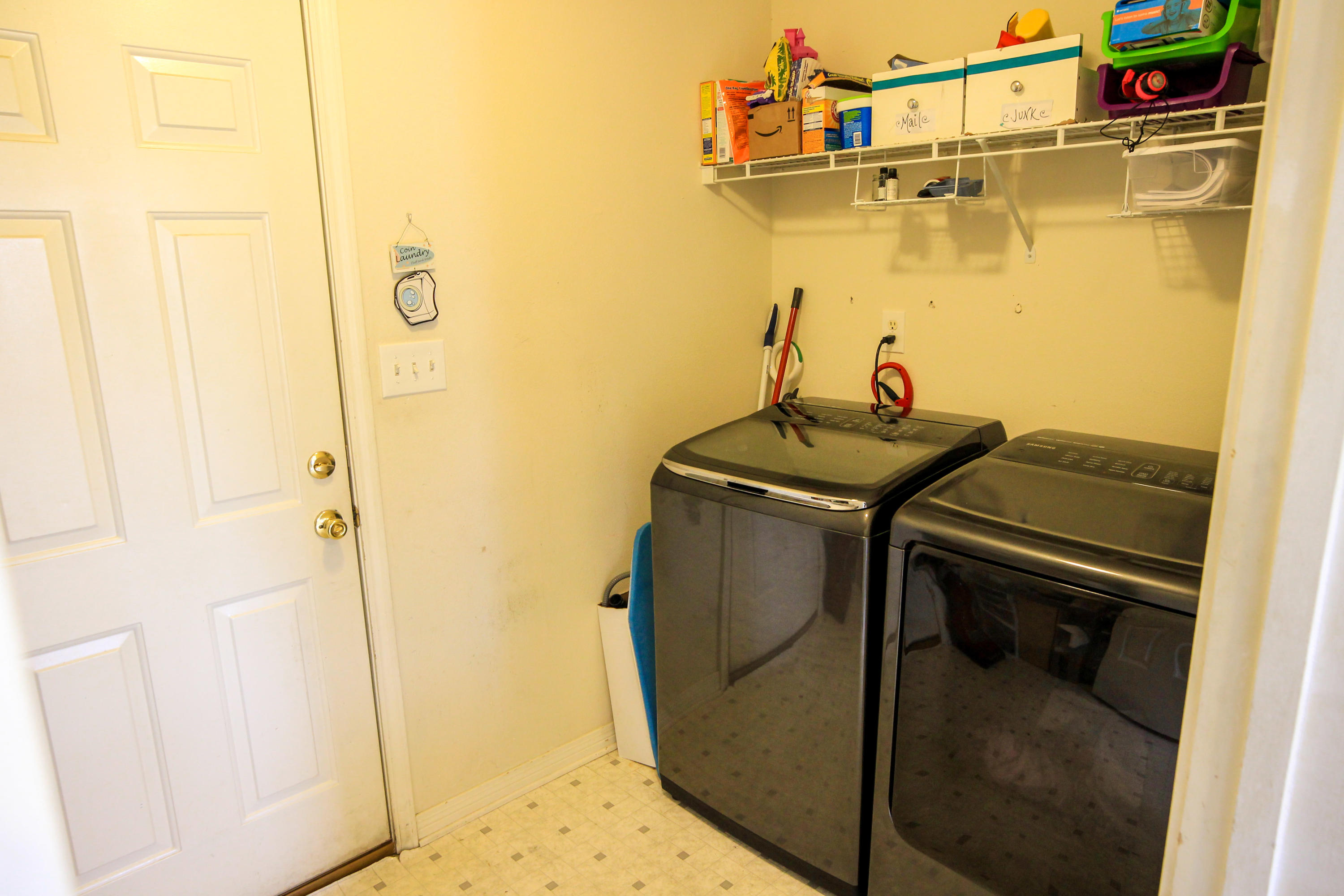 WEST NAVARRE - Residential