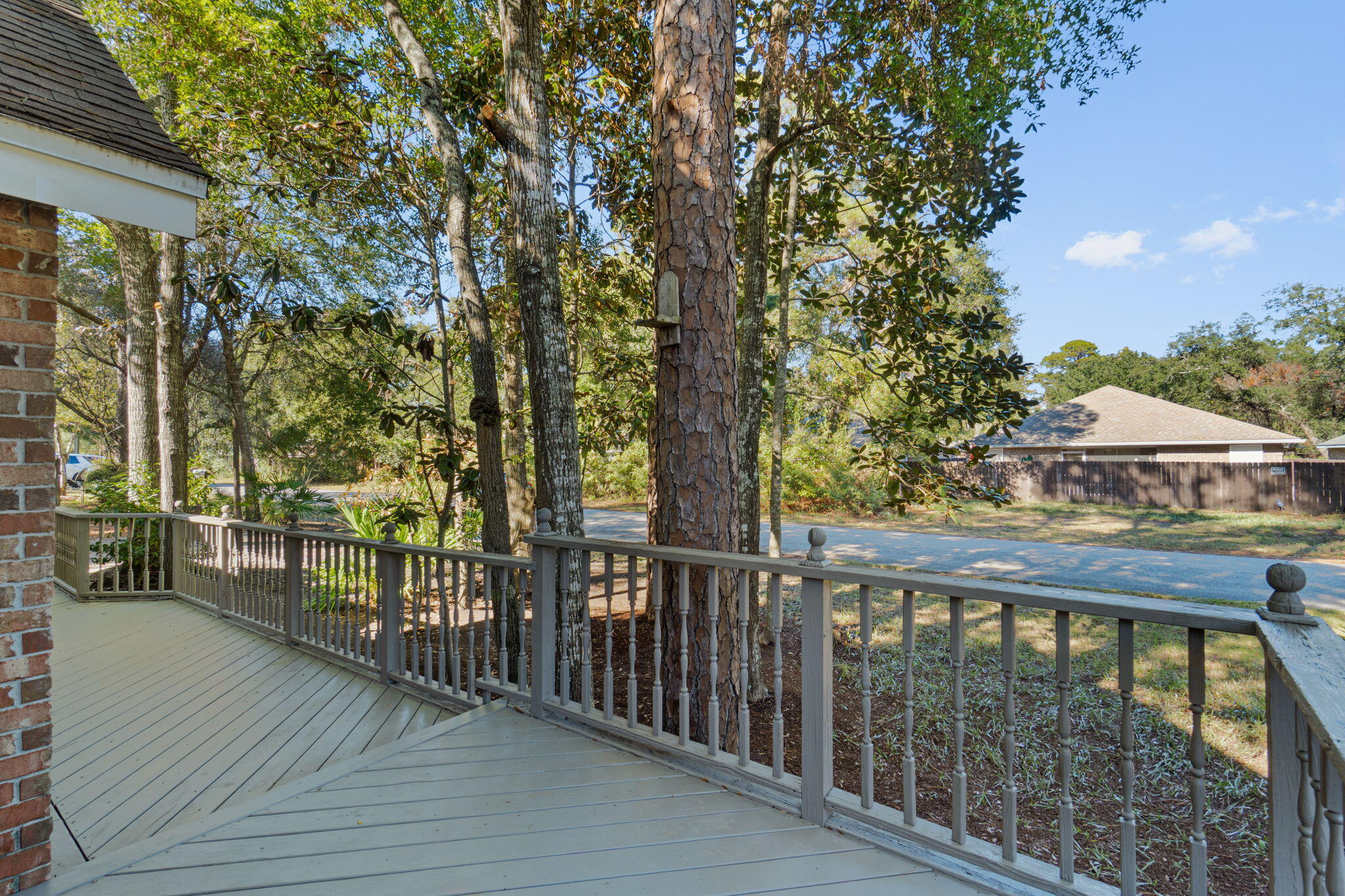 HARBOR OAKS - Residential