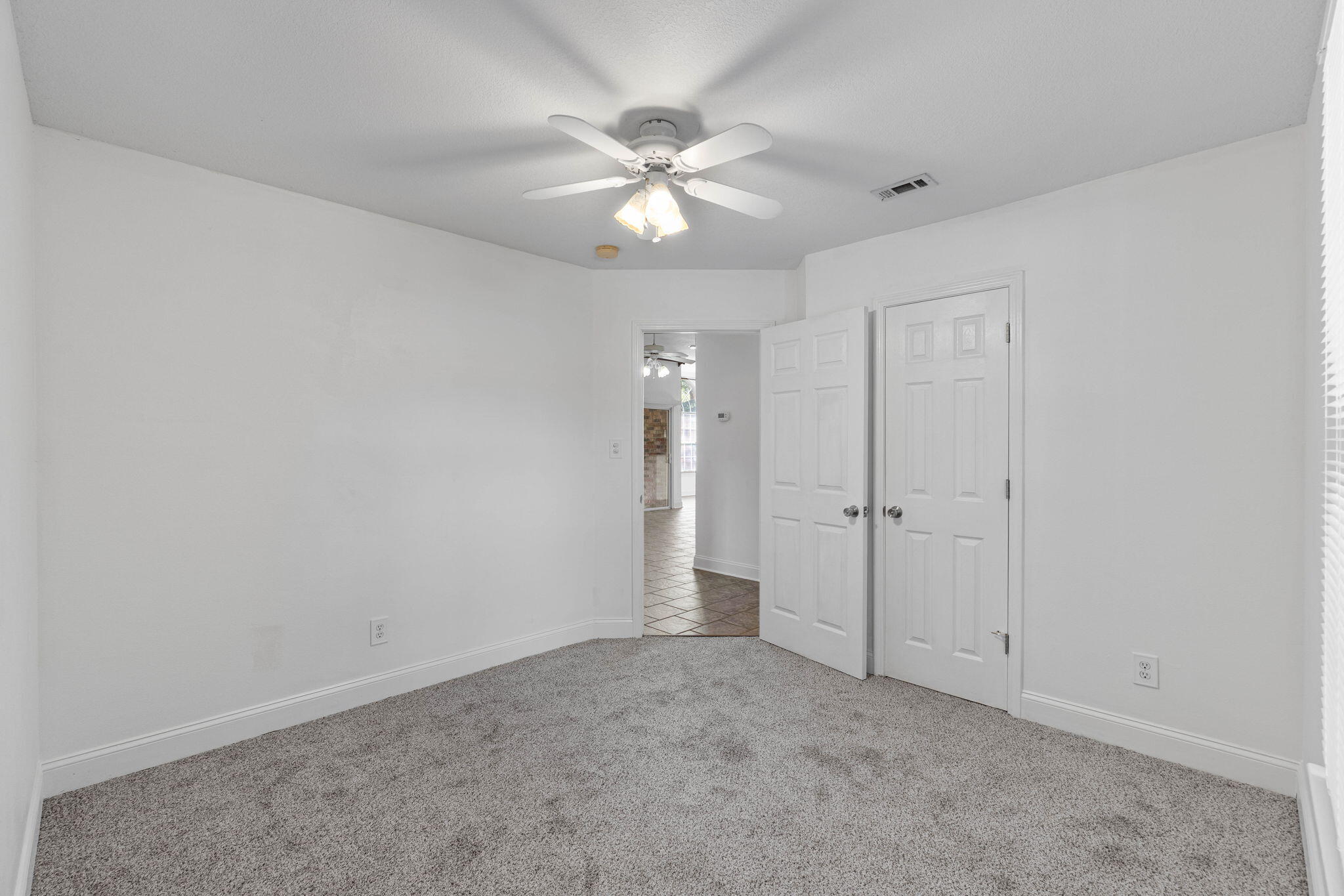 HARBOR OAKS - Residential