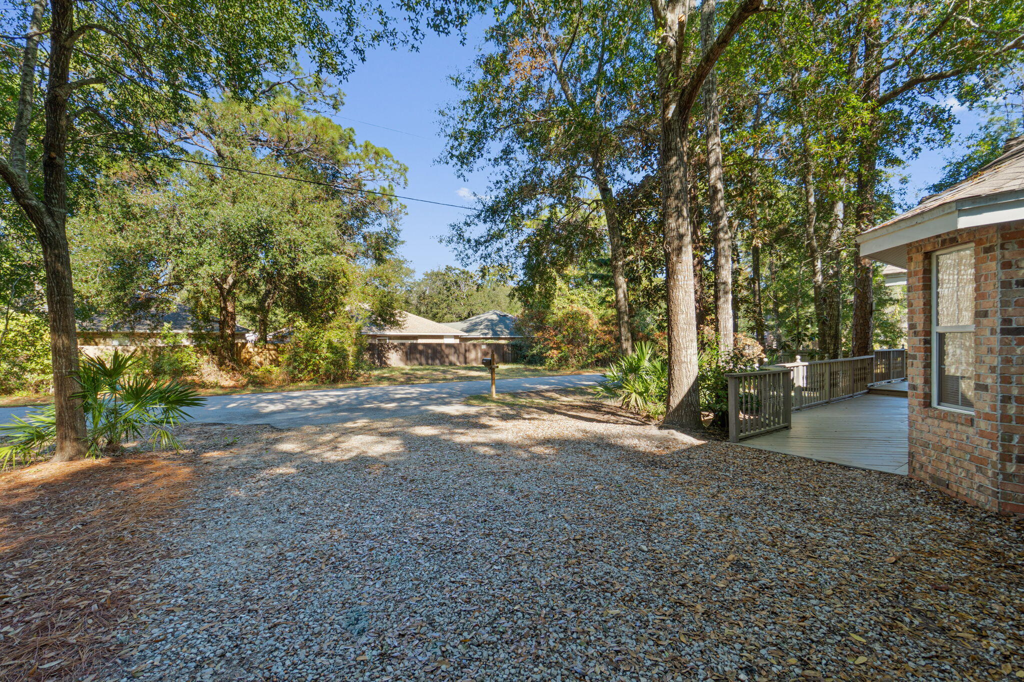 HARBOR OAKS - Residential