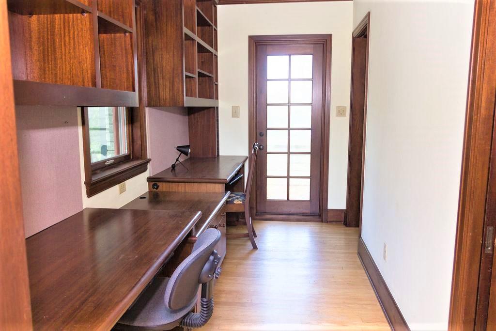 EAST HILL - Residential