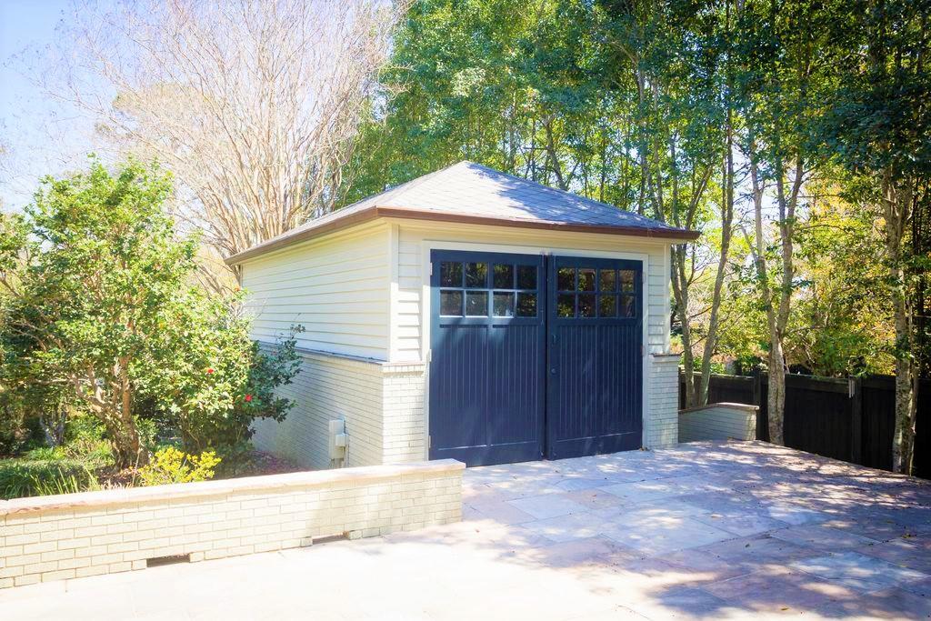 EAST HILL - Residential