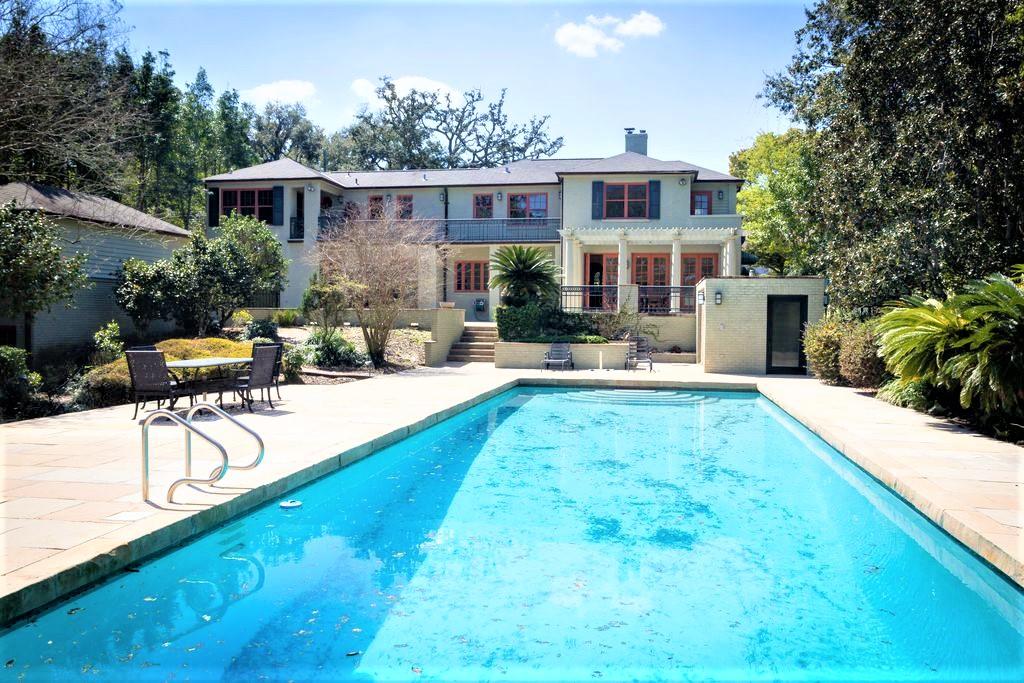 EAST HILL - Residential