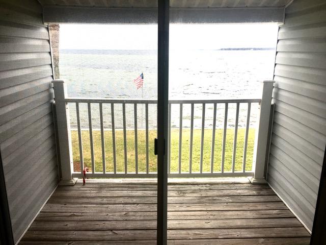 FINISTERRA CONDO - Residential