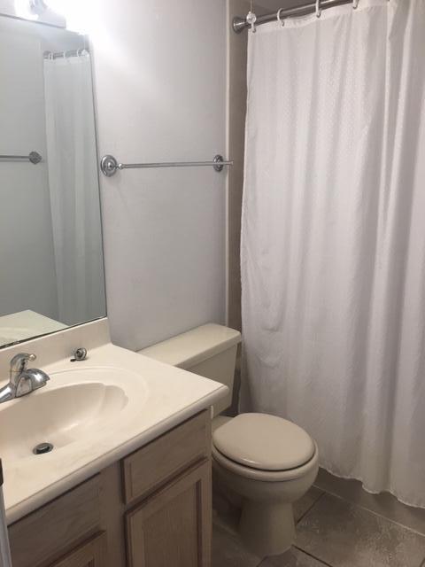 FINISTERRA CONDO - Residential