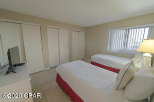 PINNACLE PORT - Residential