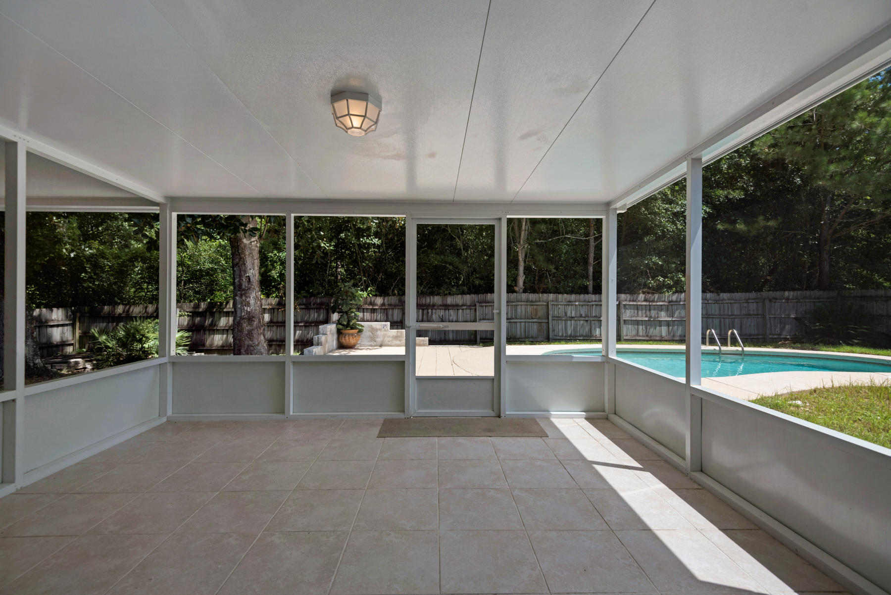 SHADOW OAK S/D - Residential