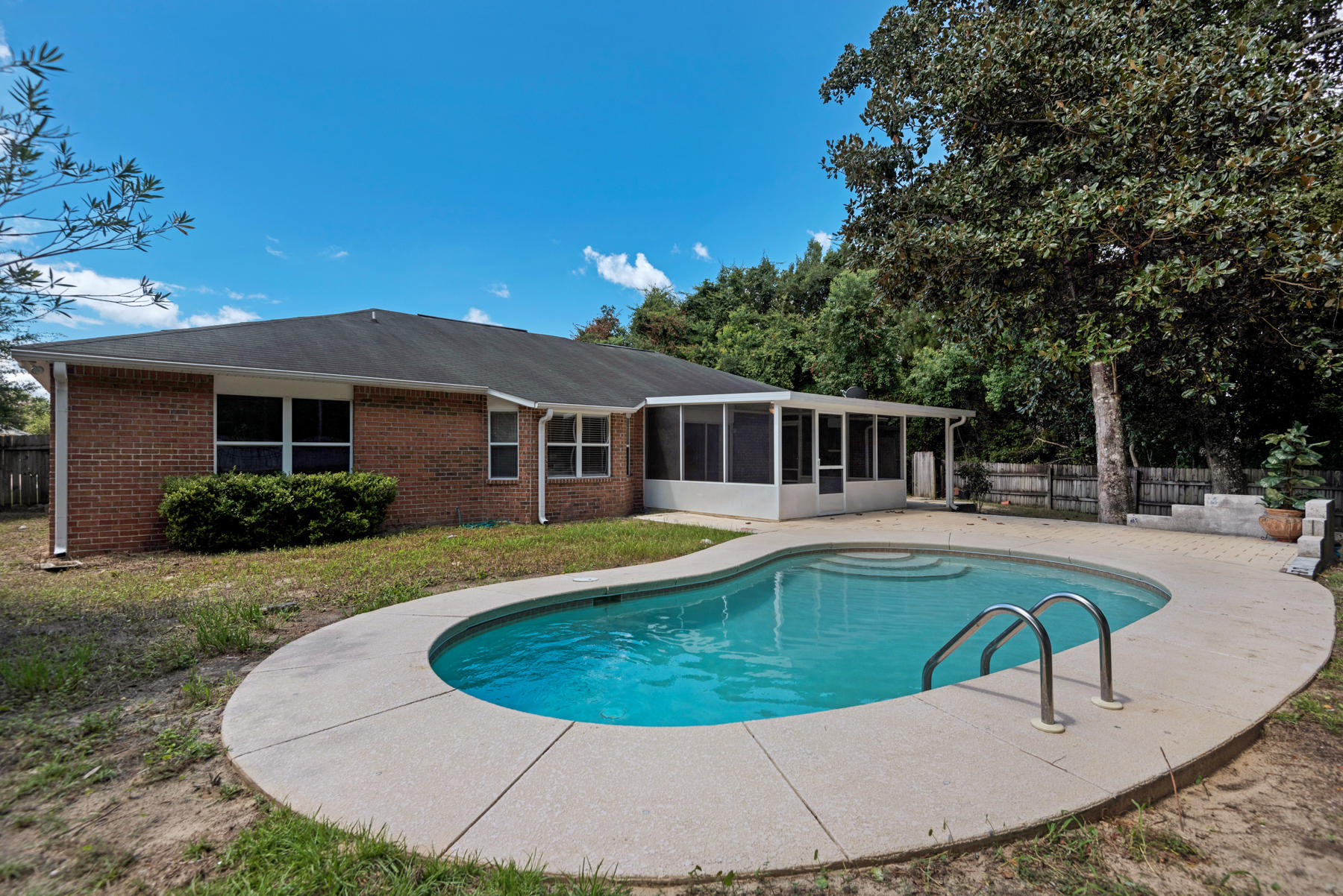 SHADOW OAK S/D - Residential