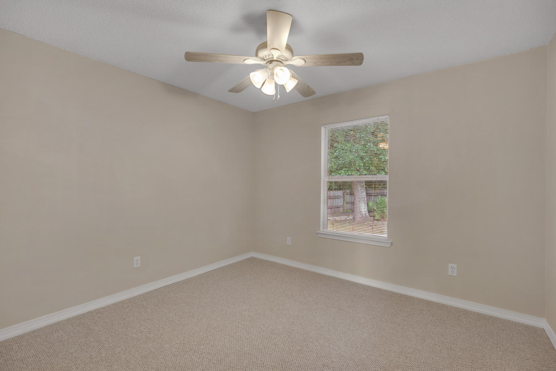 SHADOW OAK S/D - Residential