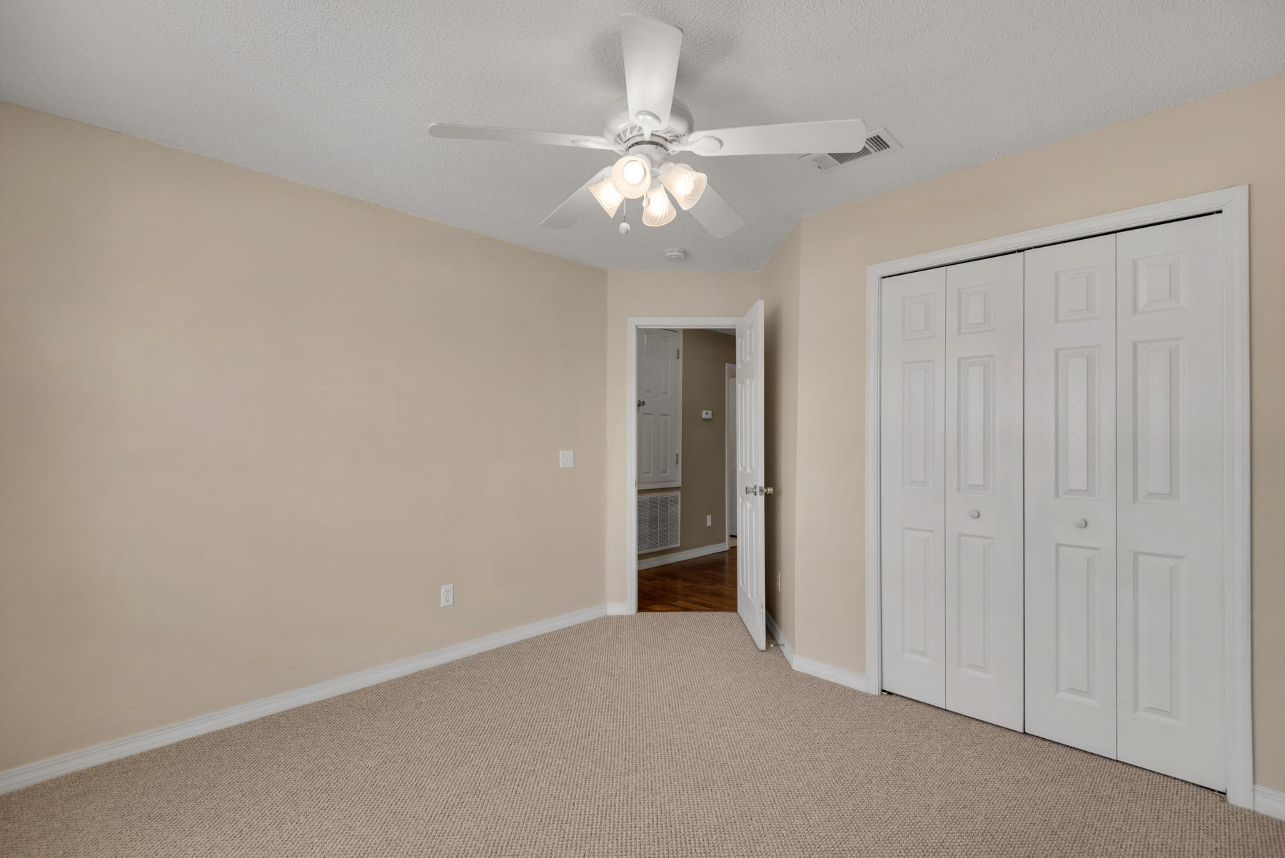 SHADOW OAK S/D - Residential