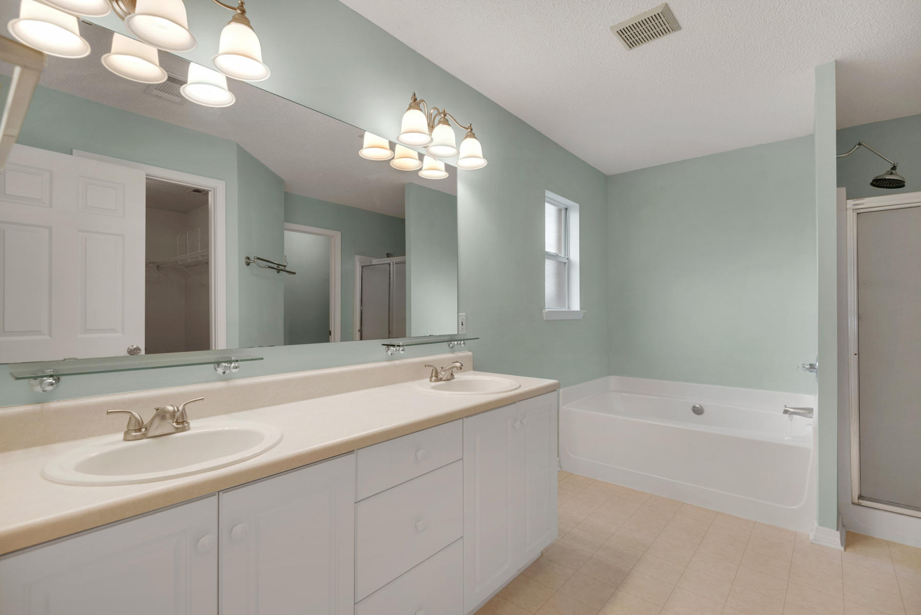 SHADOW OAK S/D - Residential