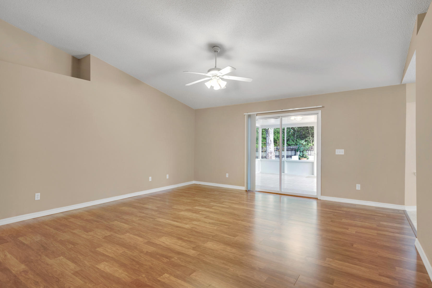 SHADOW OAK S/D - Residential