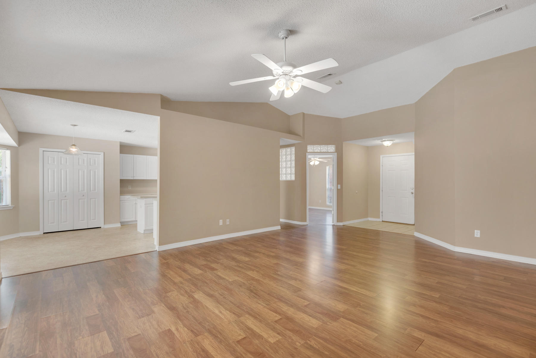 SHADOW OAK S/D - Residential