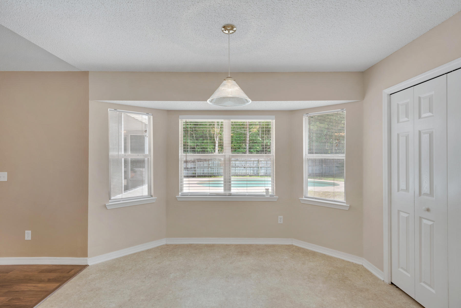 SHADOW OAK S/D - Residential