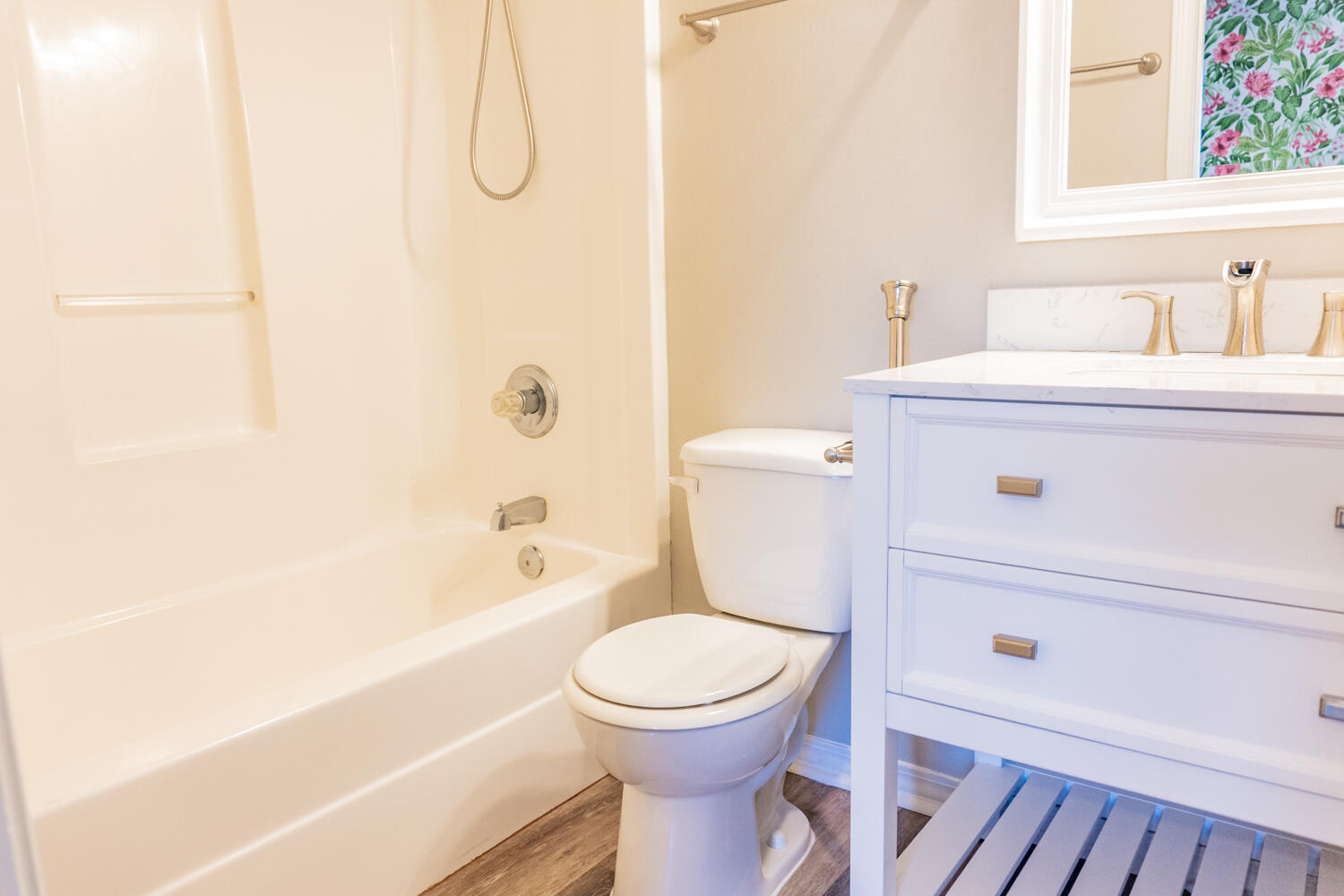 WATREE GARDENS - Residential Lease