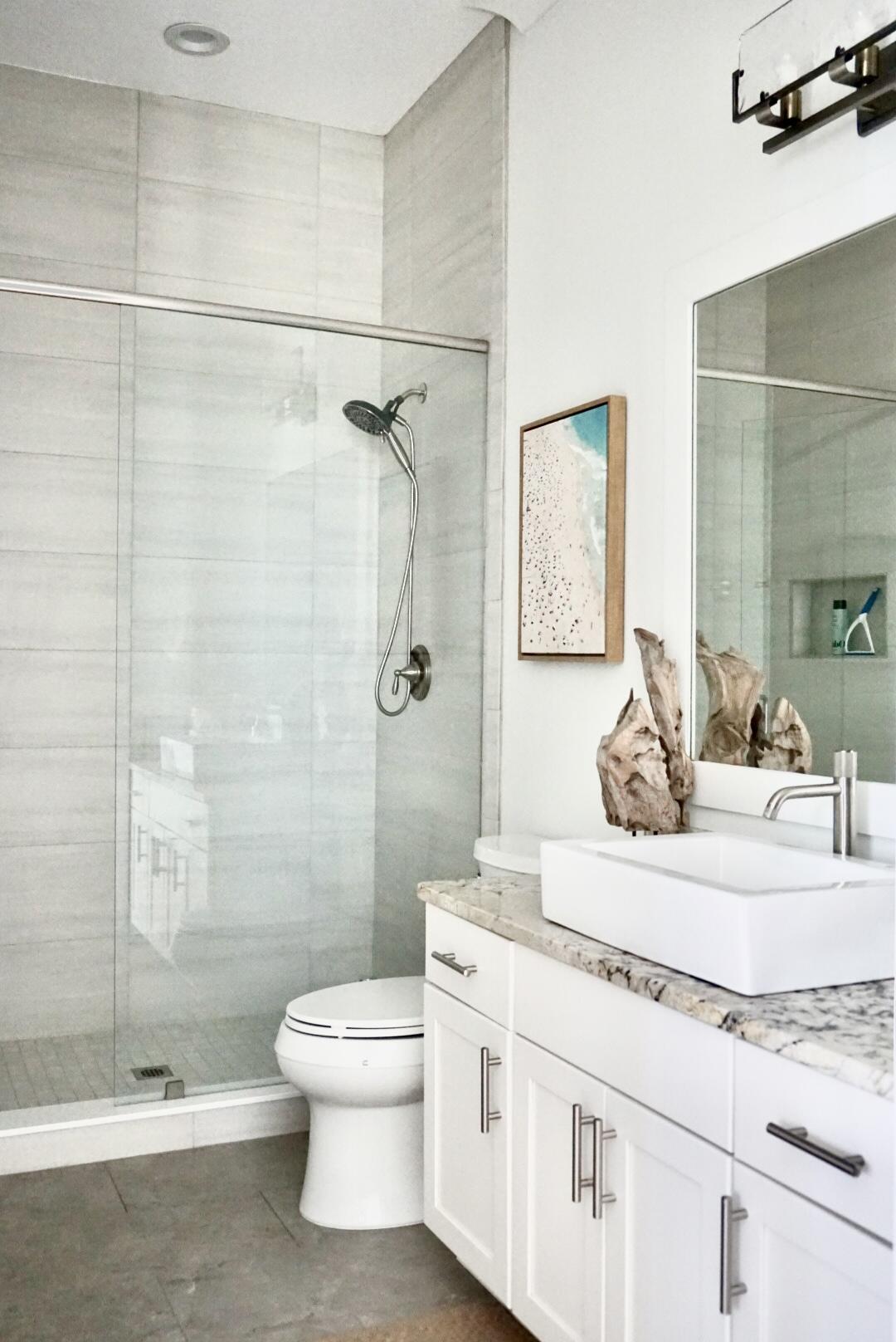 BY THE SEA - Residential