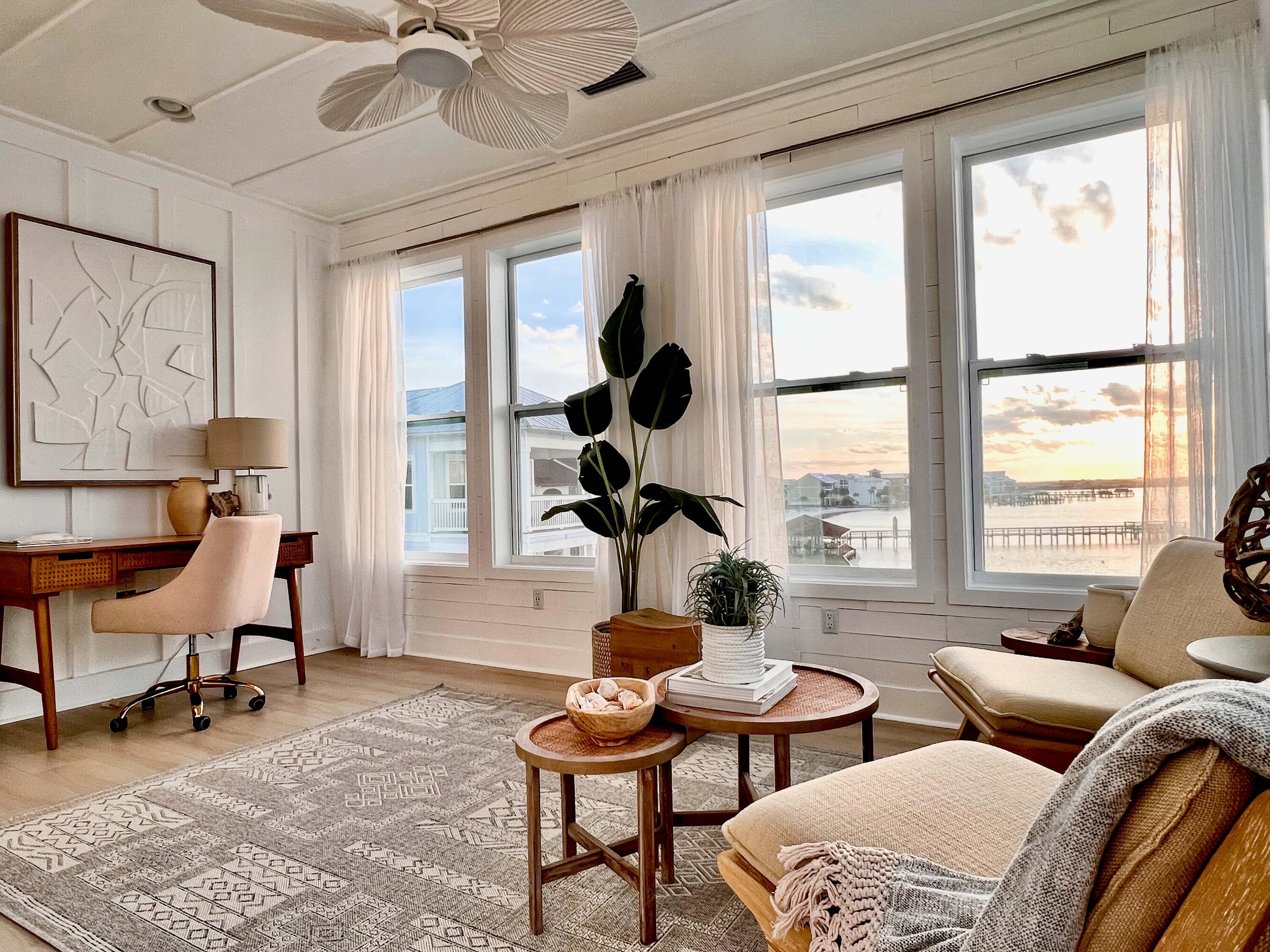 BY THE SEA - Residential