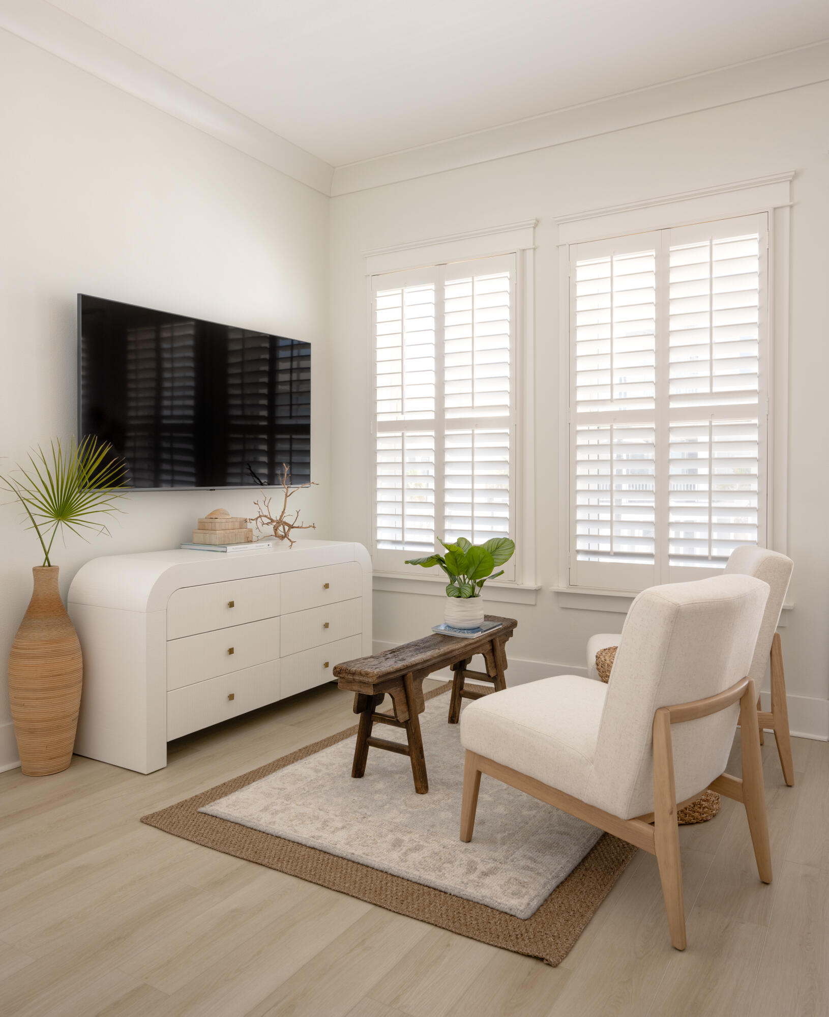 BY THE SEA - Residential