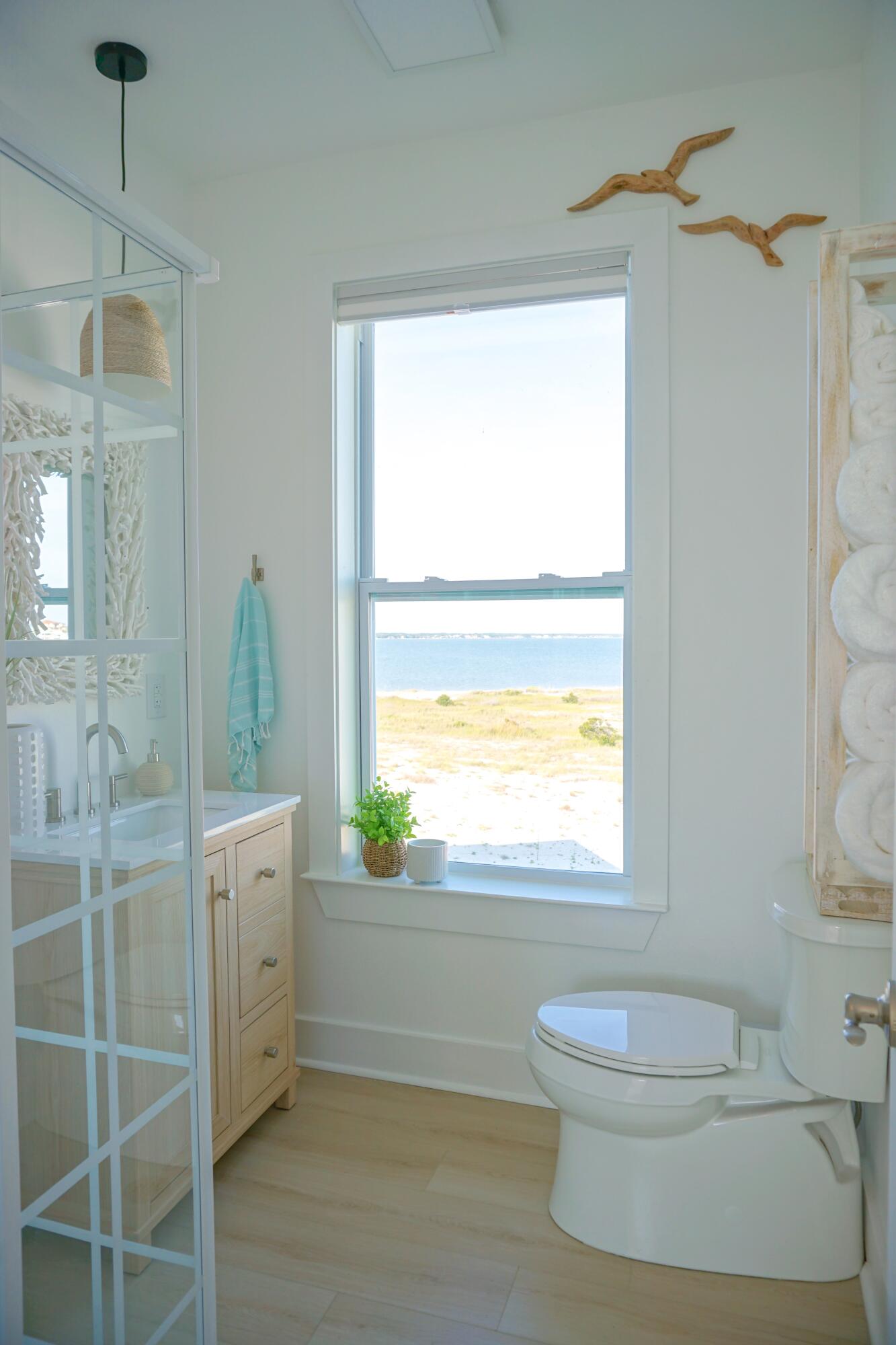 BY THE SEA - Residential