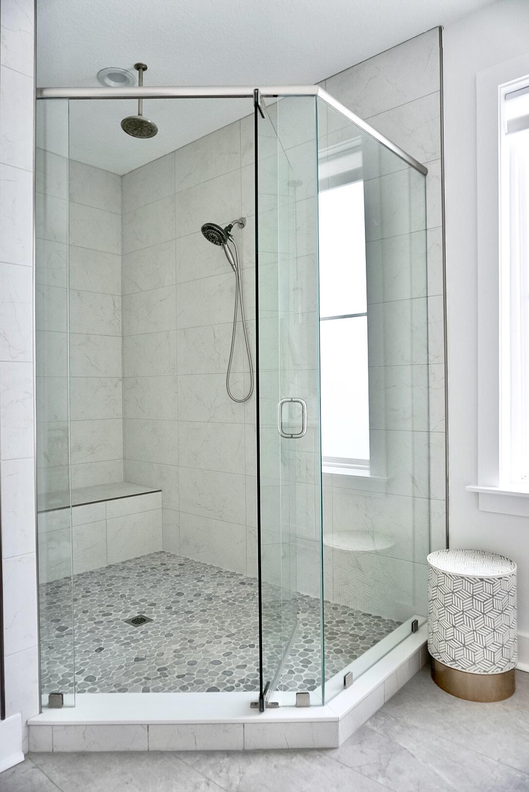 BY THE SEA - Residential