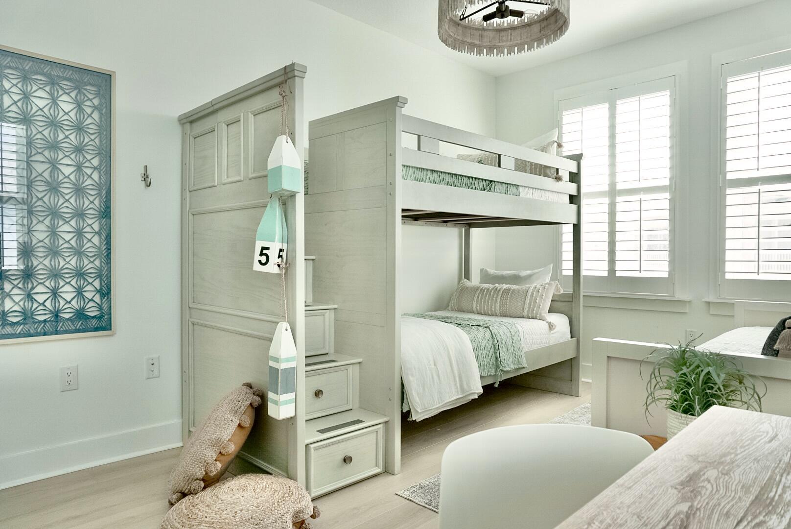 BY THE SEA - Residential