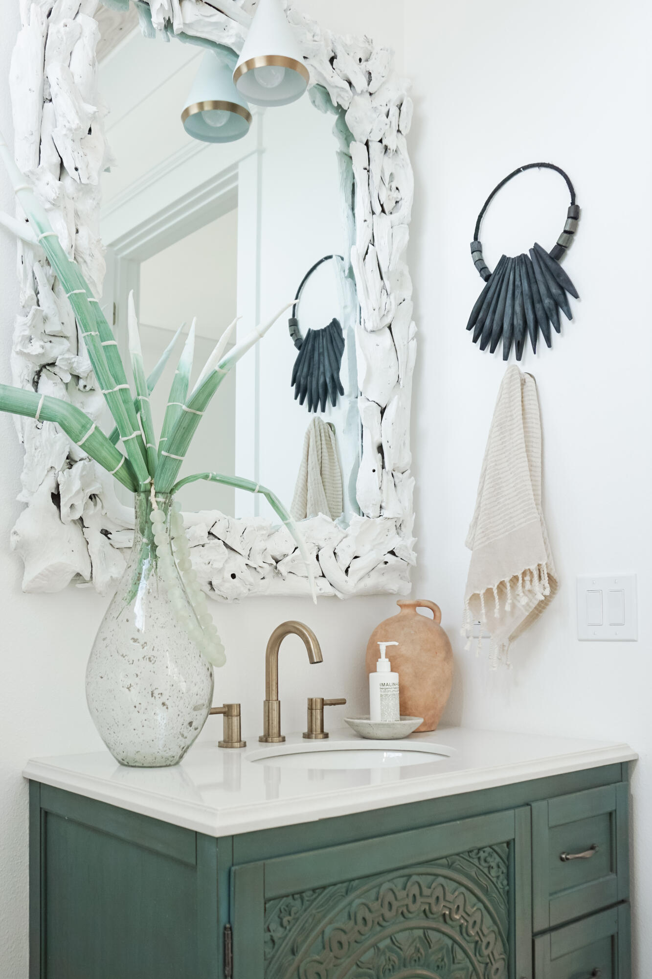 BY THE SEA - Residential