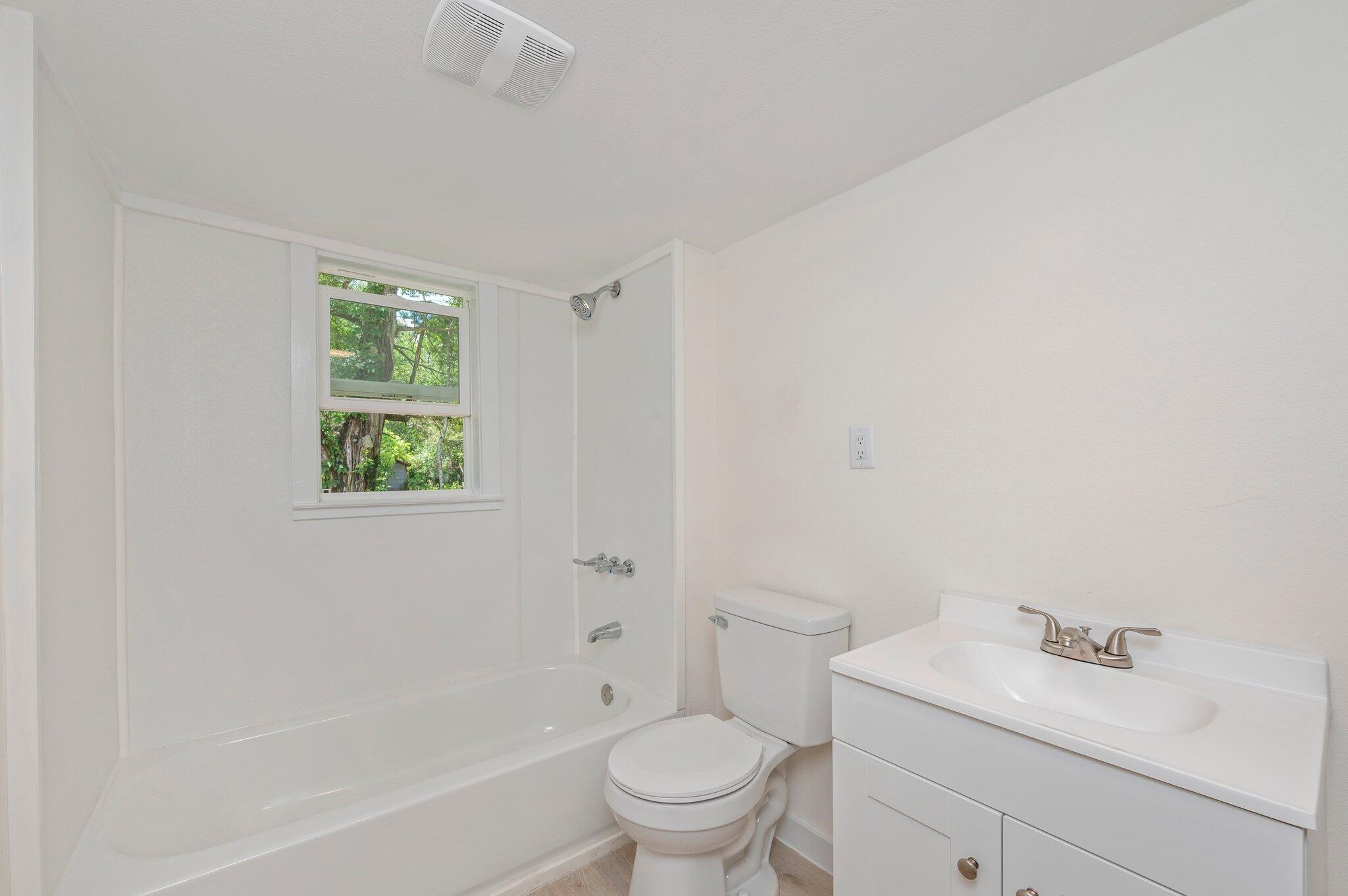 TOWN OF DEFUNIAK SPRINGS - Residential Lease