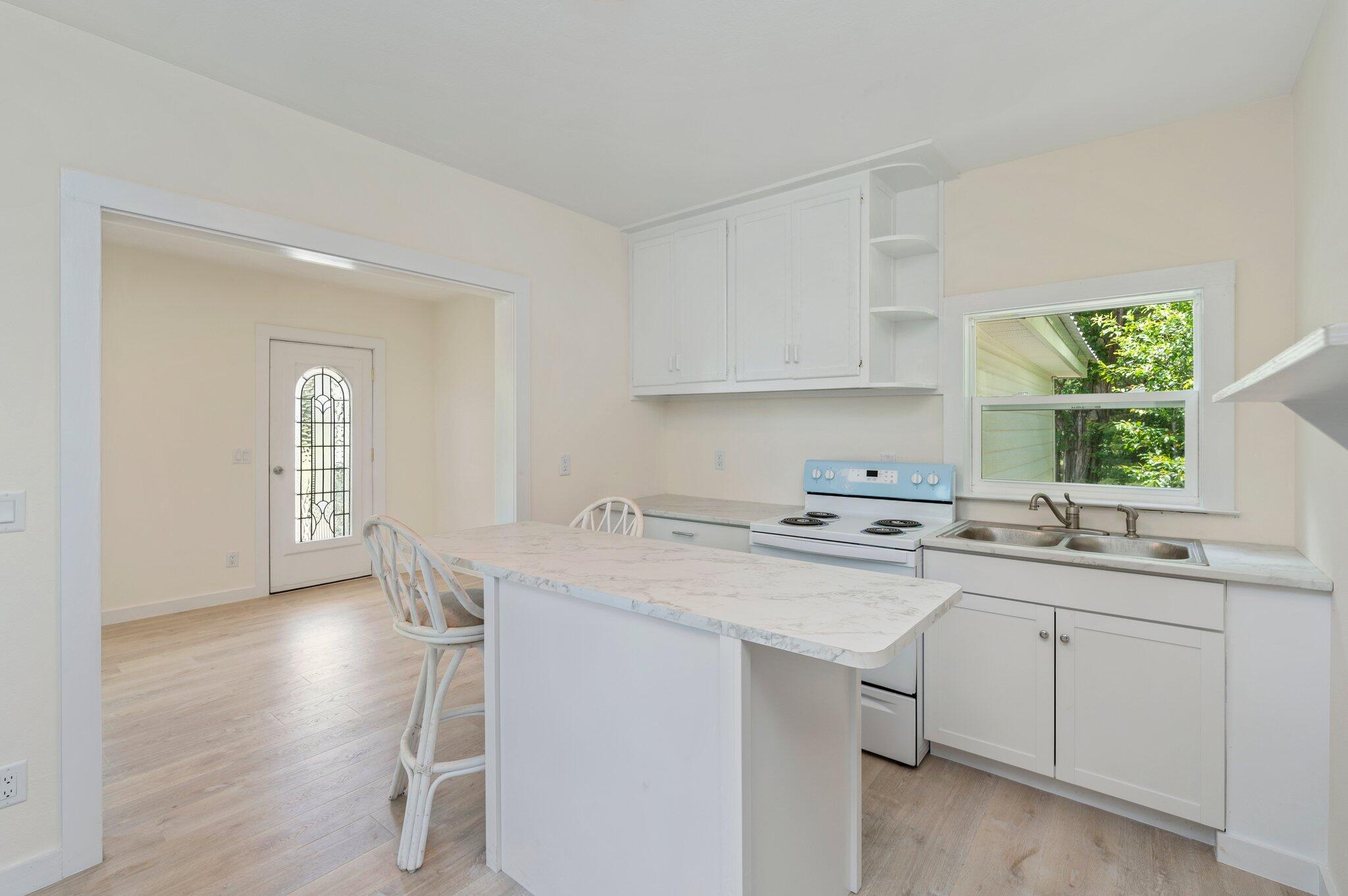 TOWN OF DEFUNIAK SPRINGS - Residential Lease