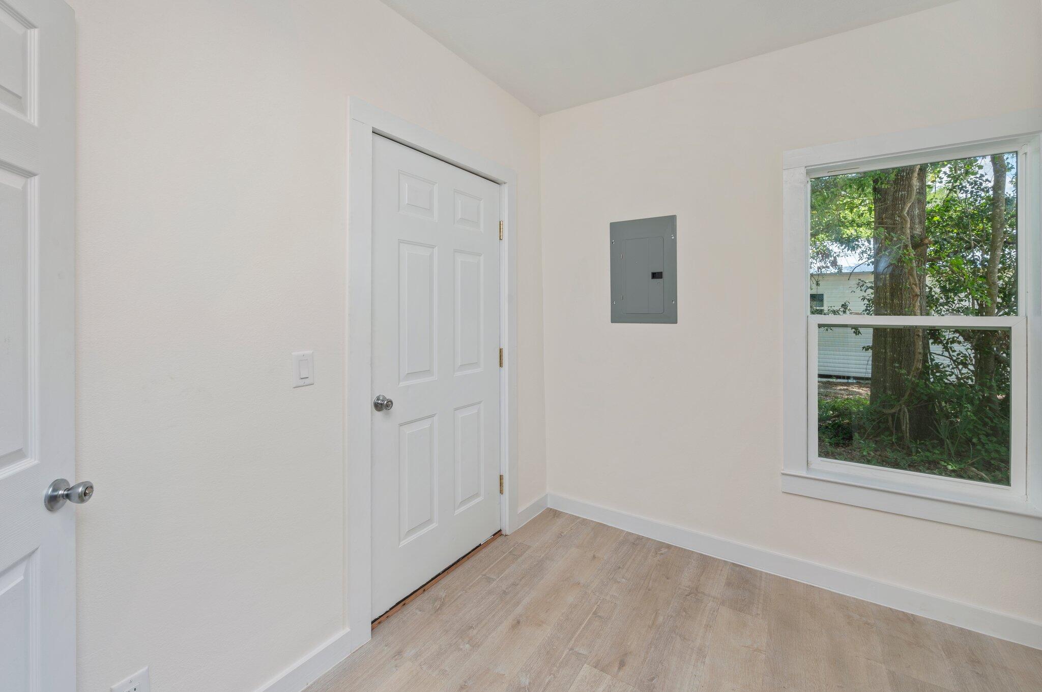 TOWN OF DEFUNIAK SPRINGS - Residential Lease