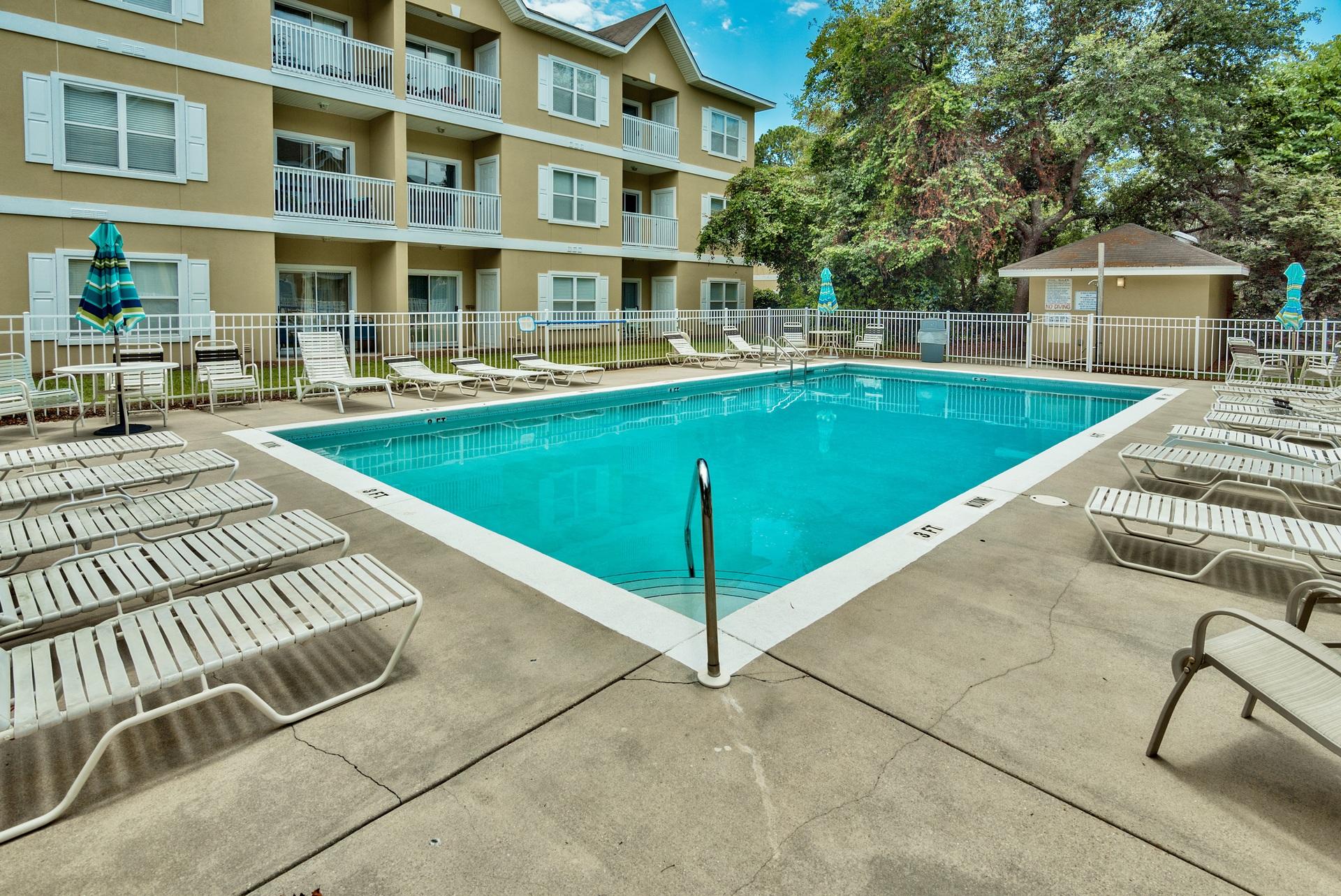 HERON'S WATCH CONDO PH 7 - Residential