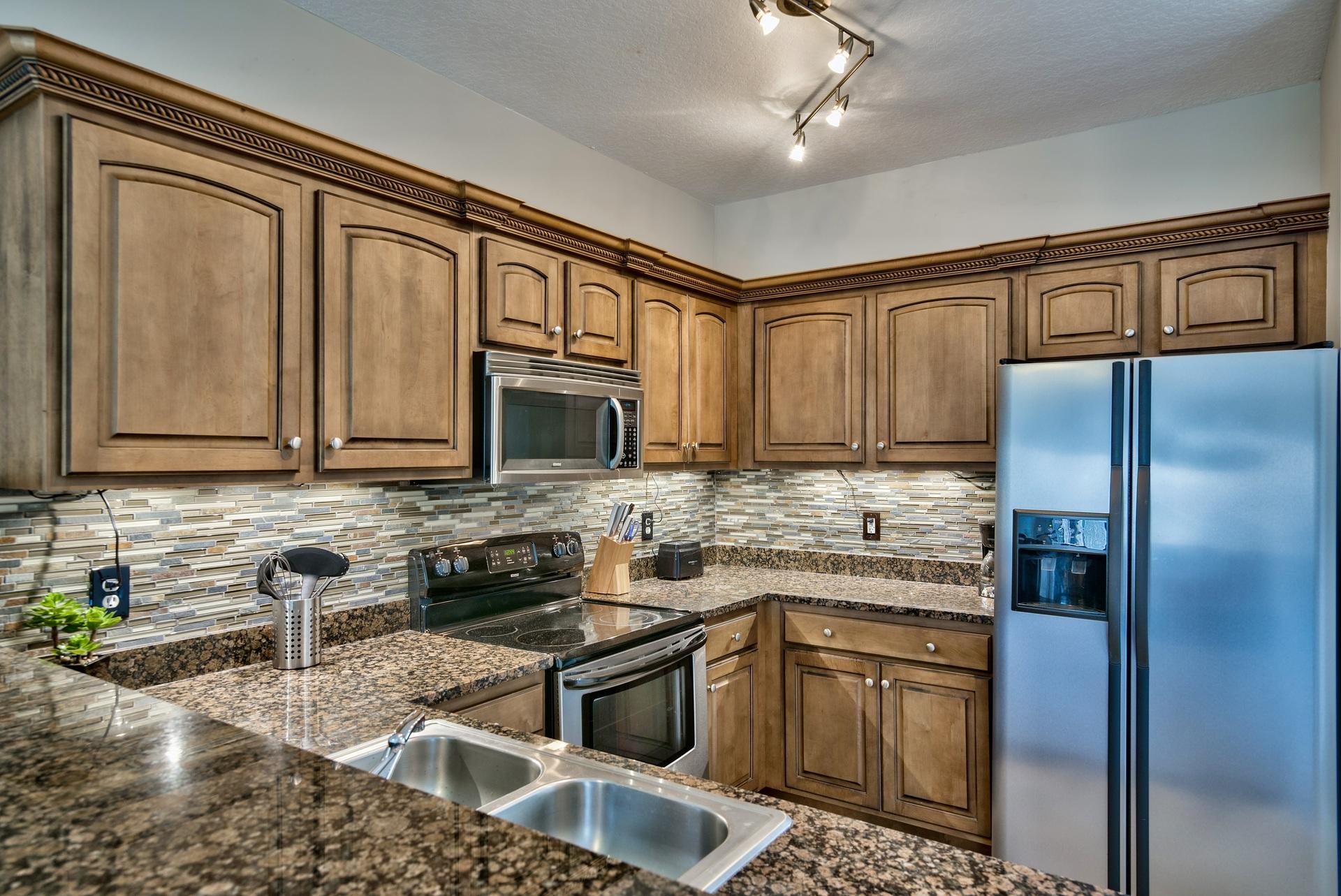 HERON'S WATCH CONDO PH 7 - Residential