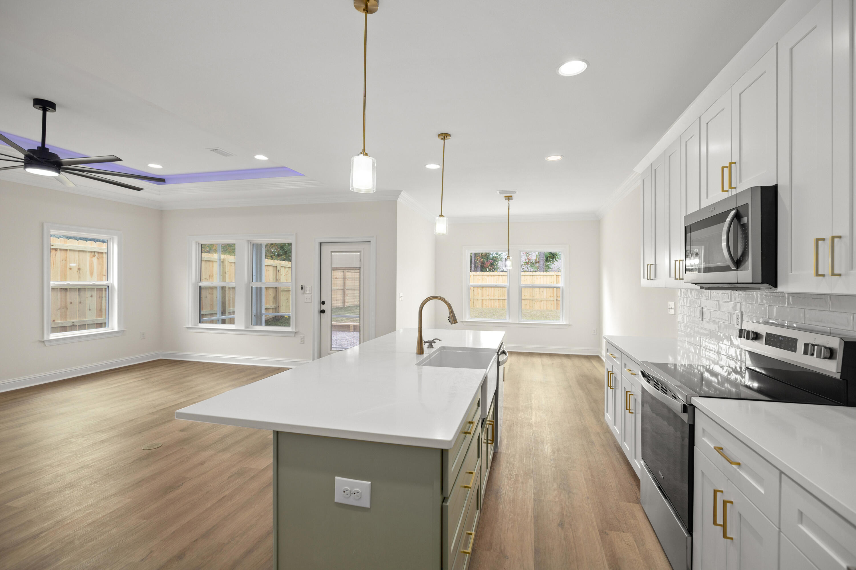 VILLA TASSO TOWN OF - Residential