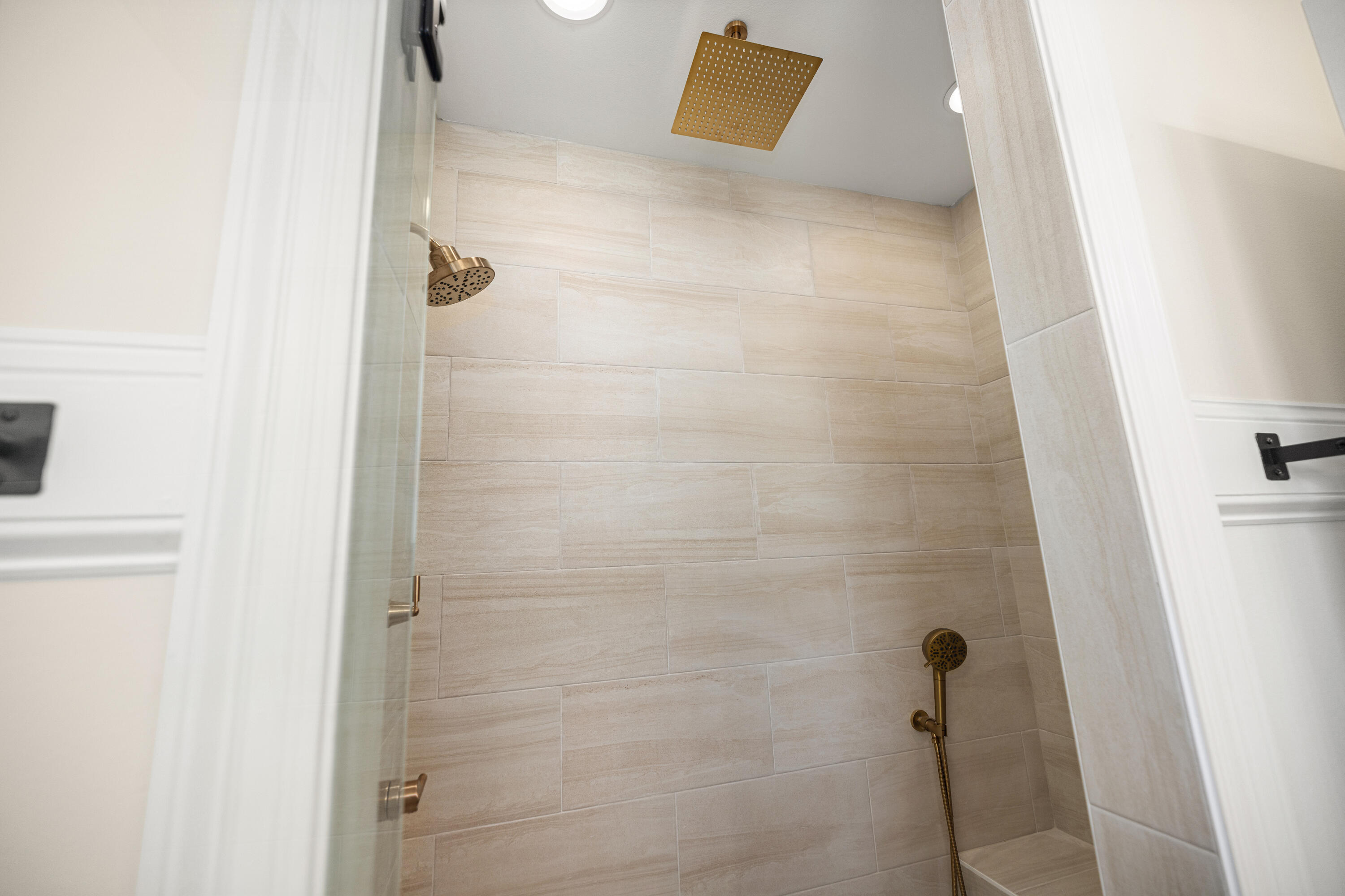 VILLA TASSO TOWN OF - Residential