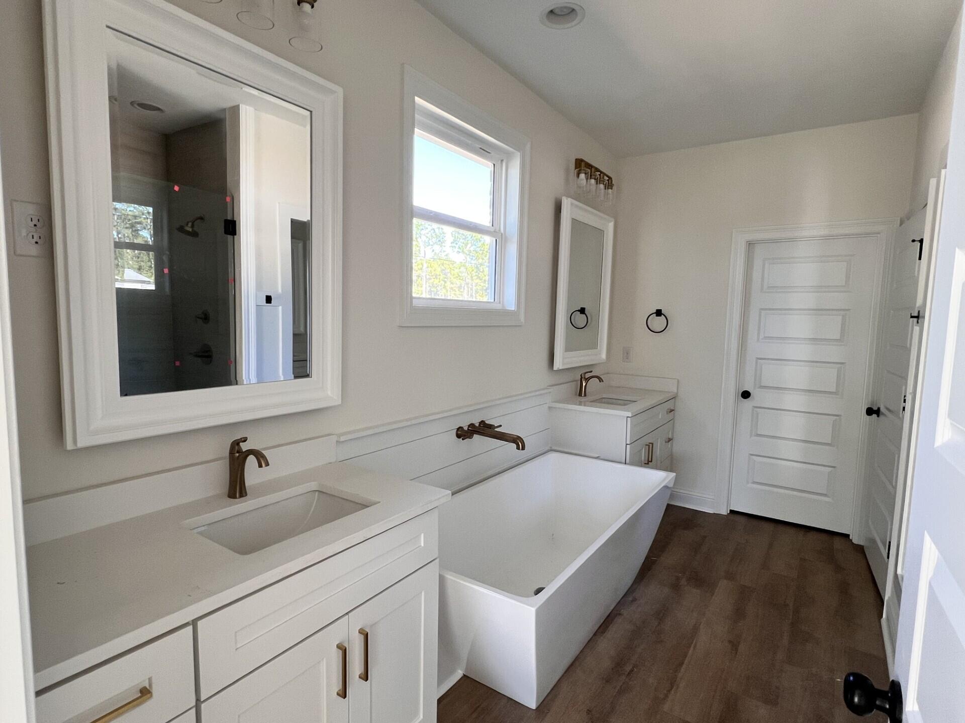 VILLA TASSO TOWN OF - Residential