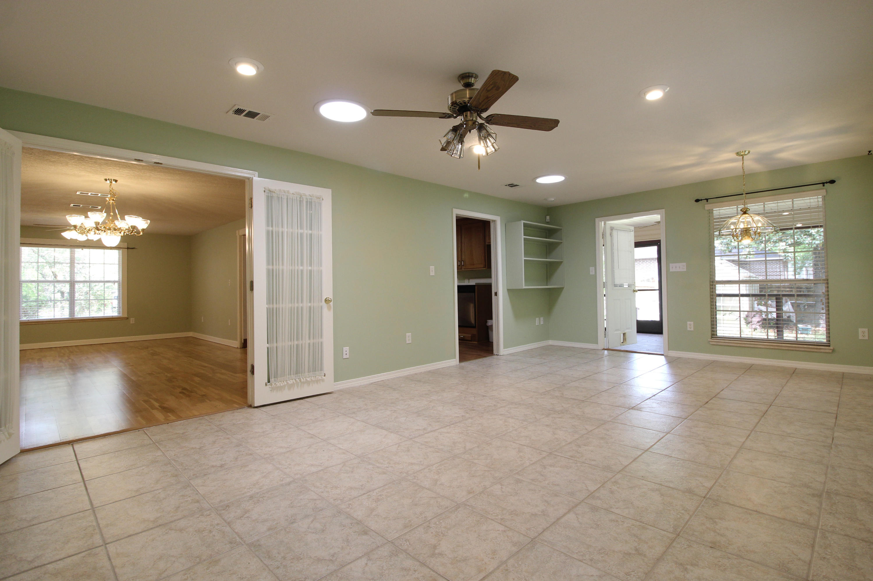 TOWER ACRES S/D - Residential