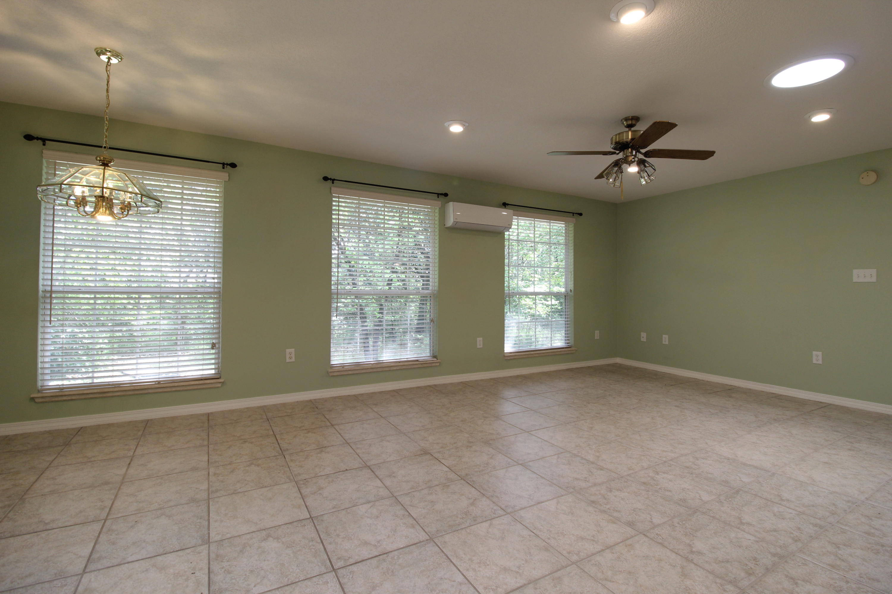 TOWER ACRES S/D - Residential