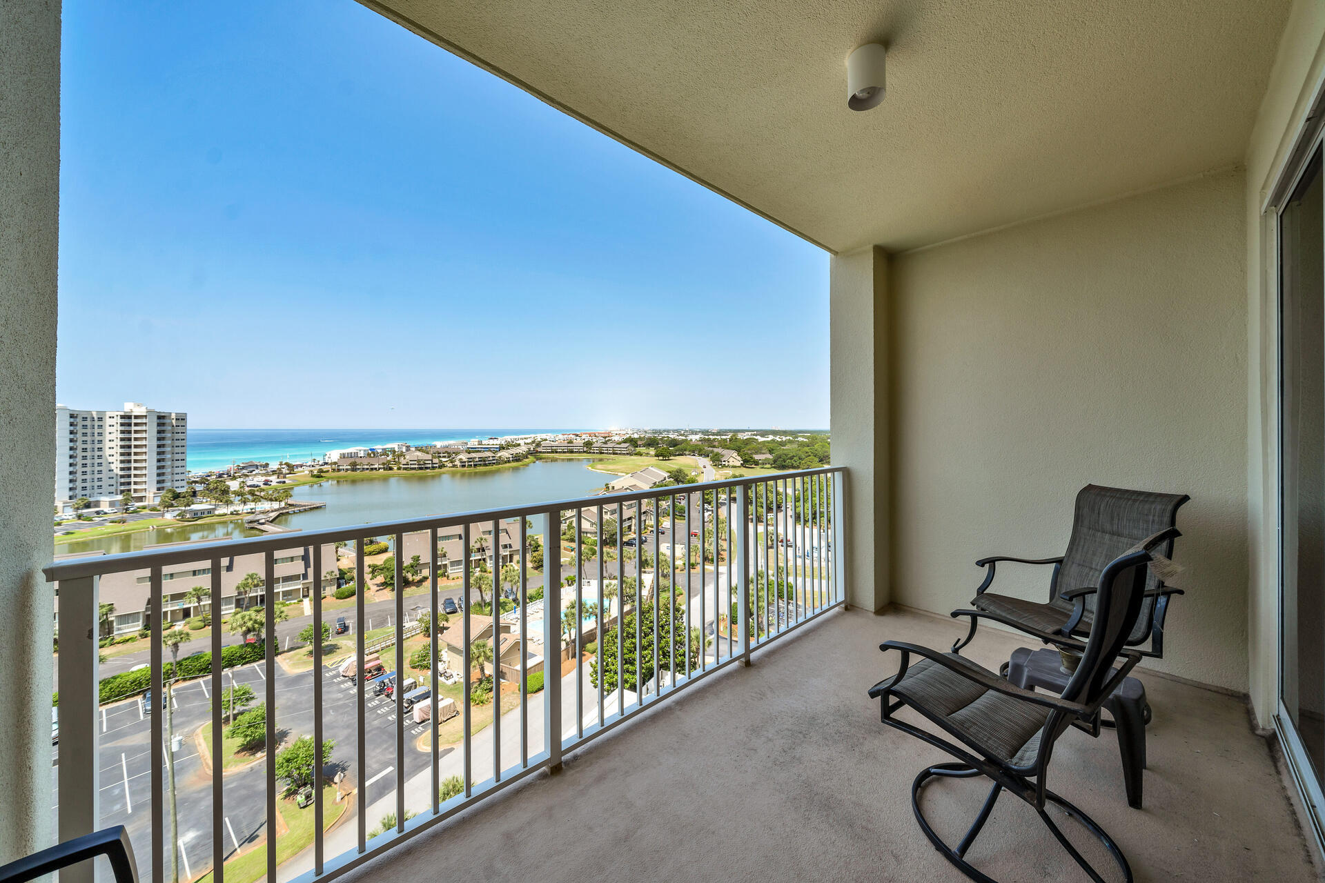 ARIEL DUNES II - Residential