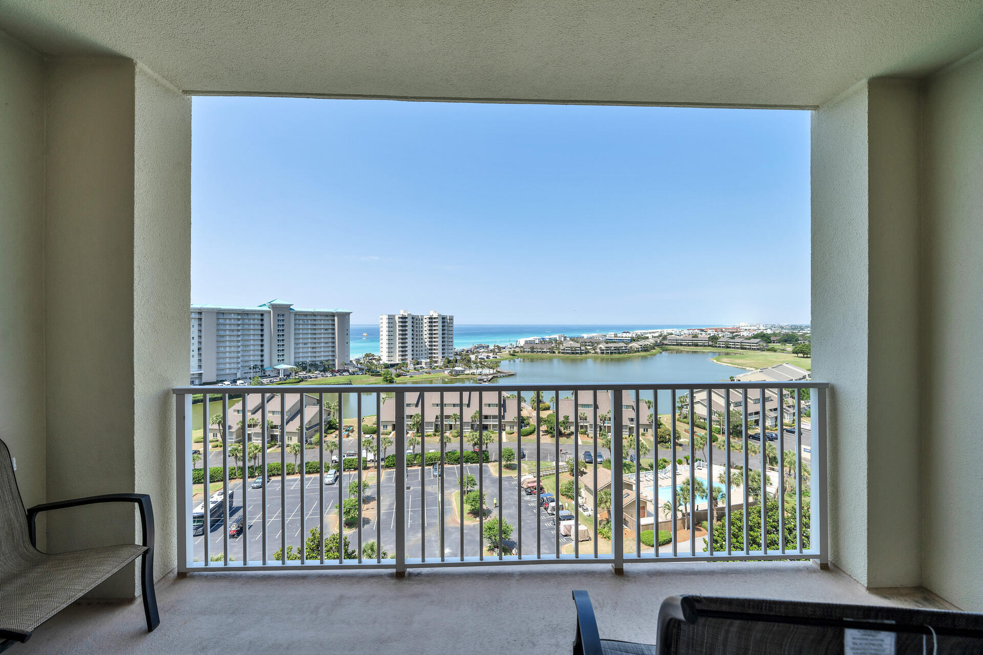 ARIEL DUNES II - Residential