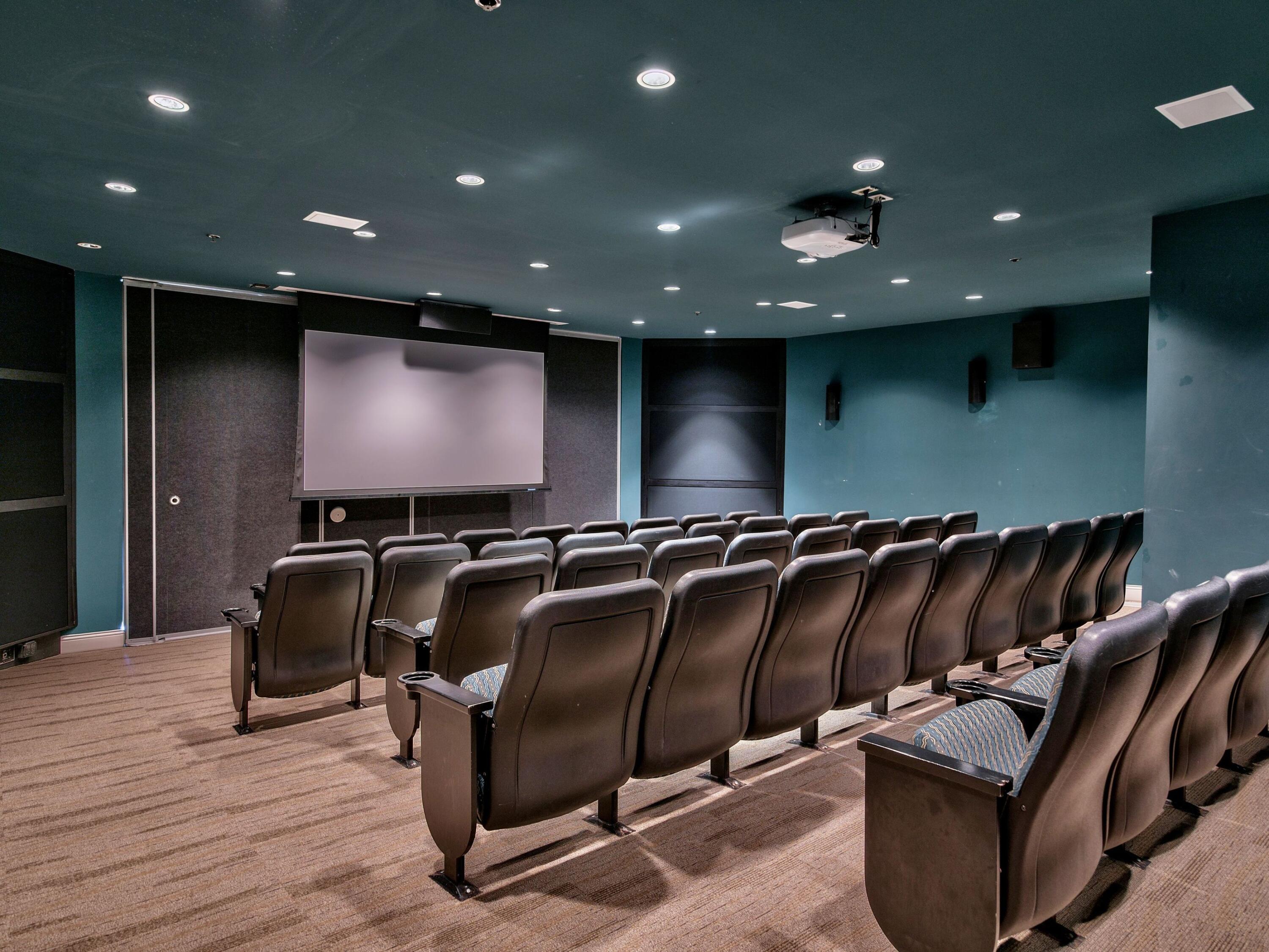 STERLING SHORES - Residential