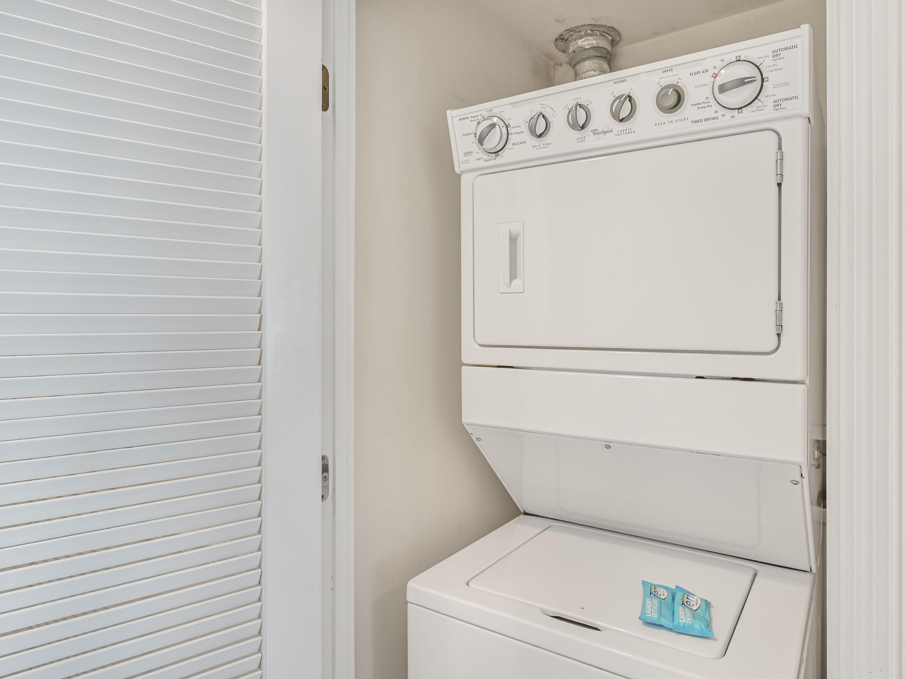 STERLING SHORES - Residential