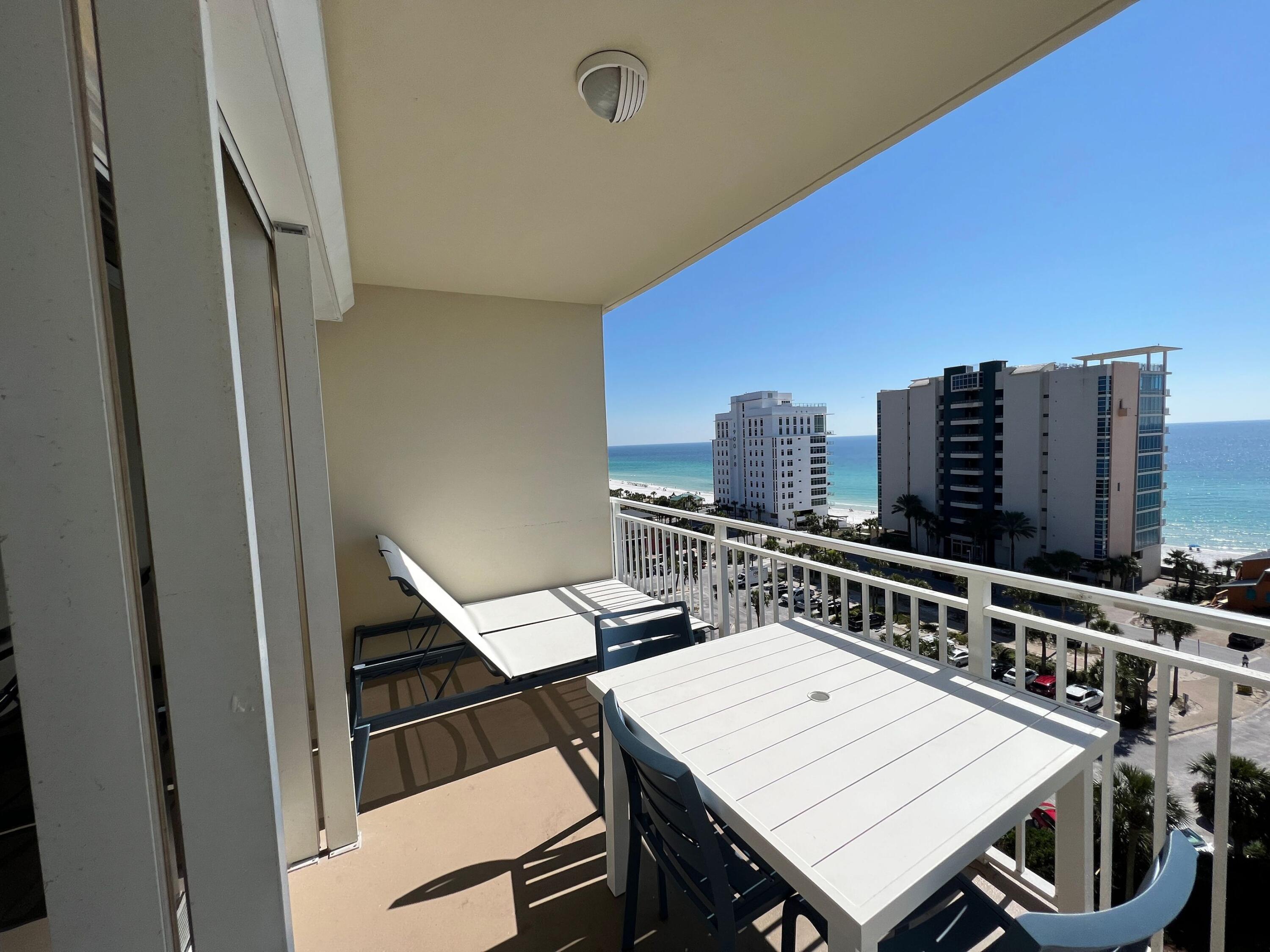 STERLING SHORES - Residential