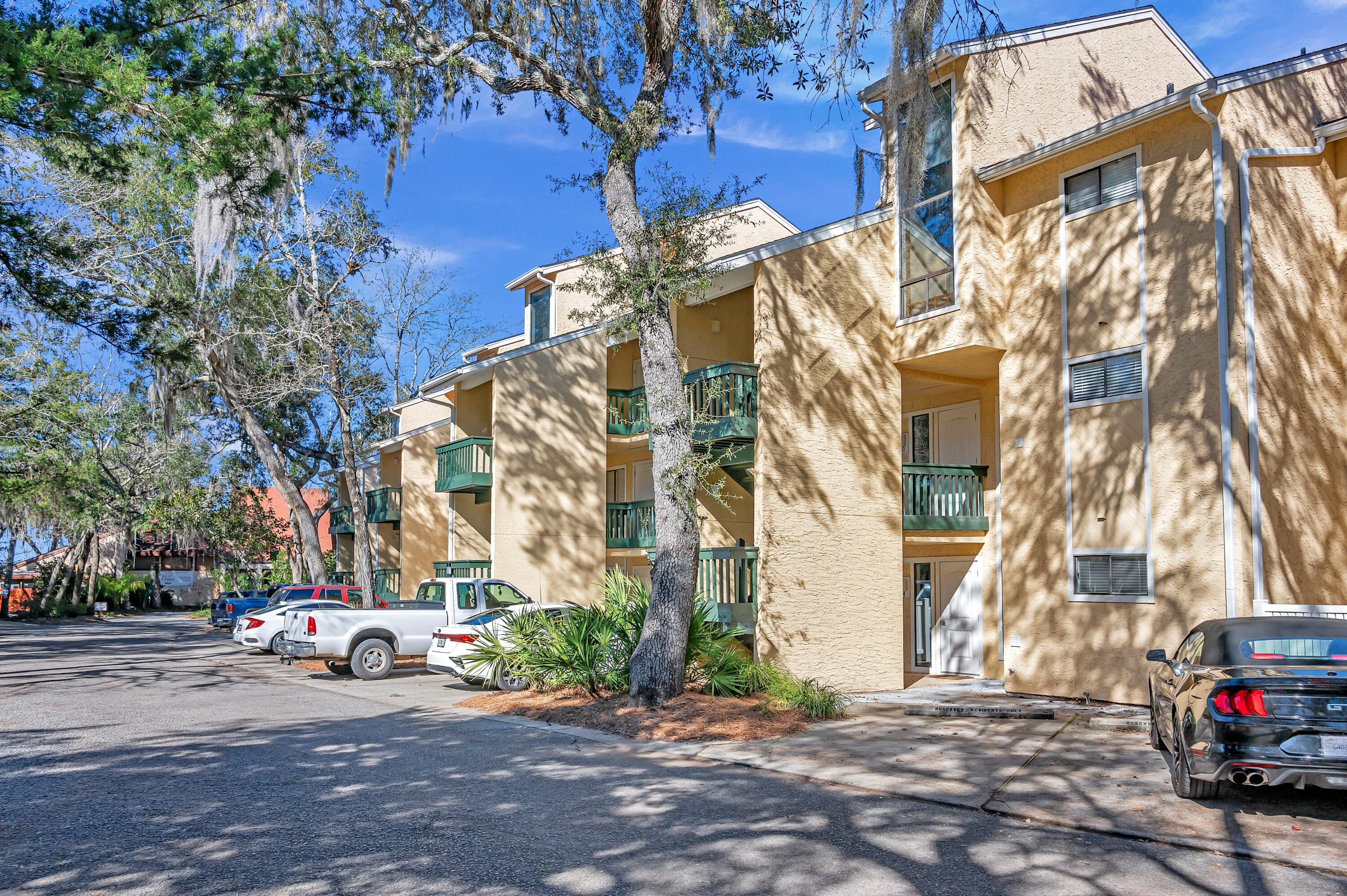 MARINA VILLAS CONDO AT BLUEWATER BAY - Residential