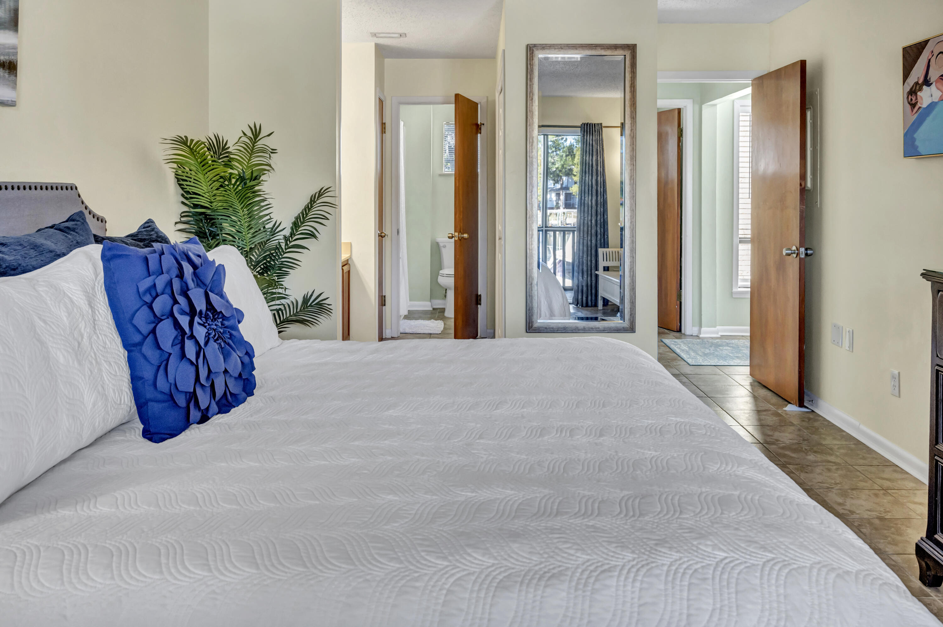 MARINA VILLAS CONDO AT BLUEWATER BAY - Residential